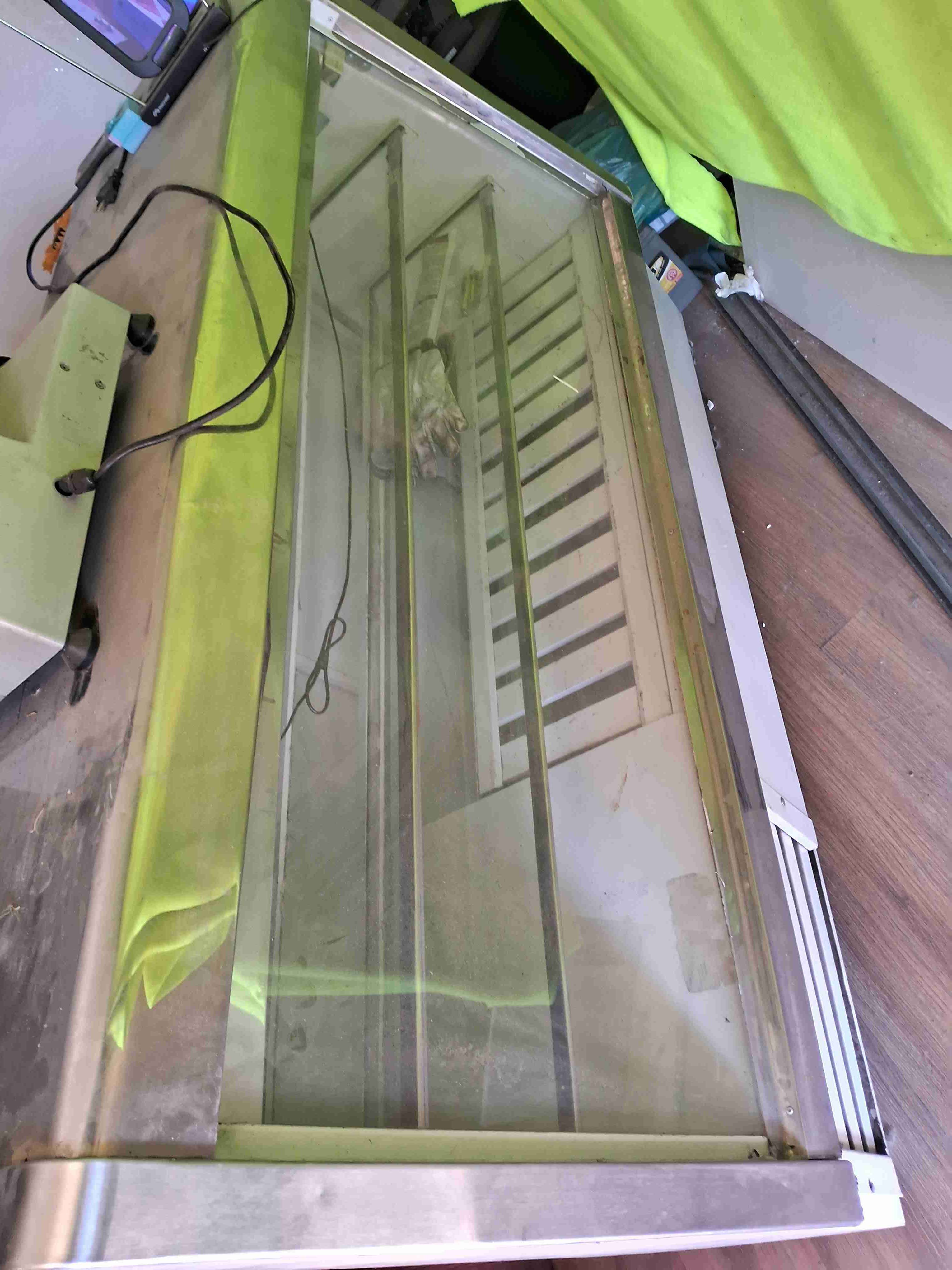 Congelador comercial de vidrio - miniatura 1