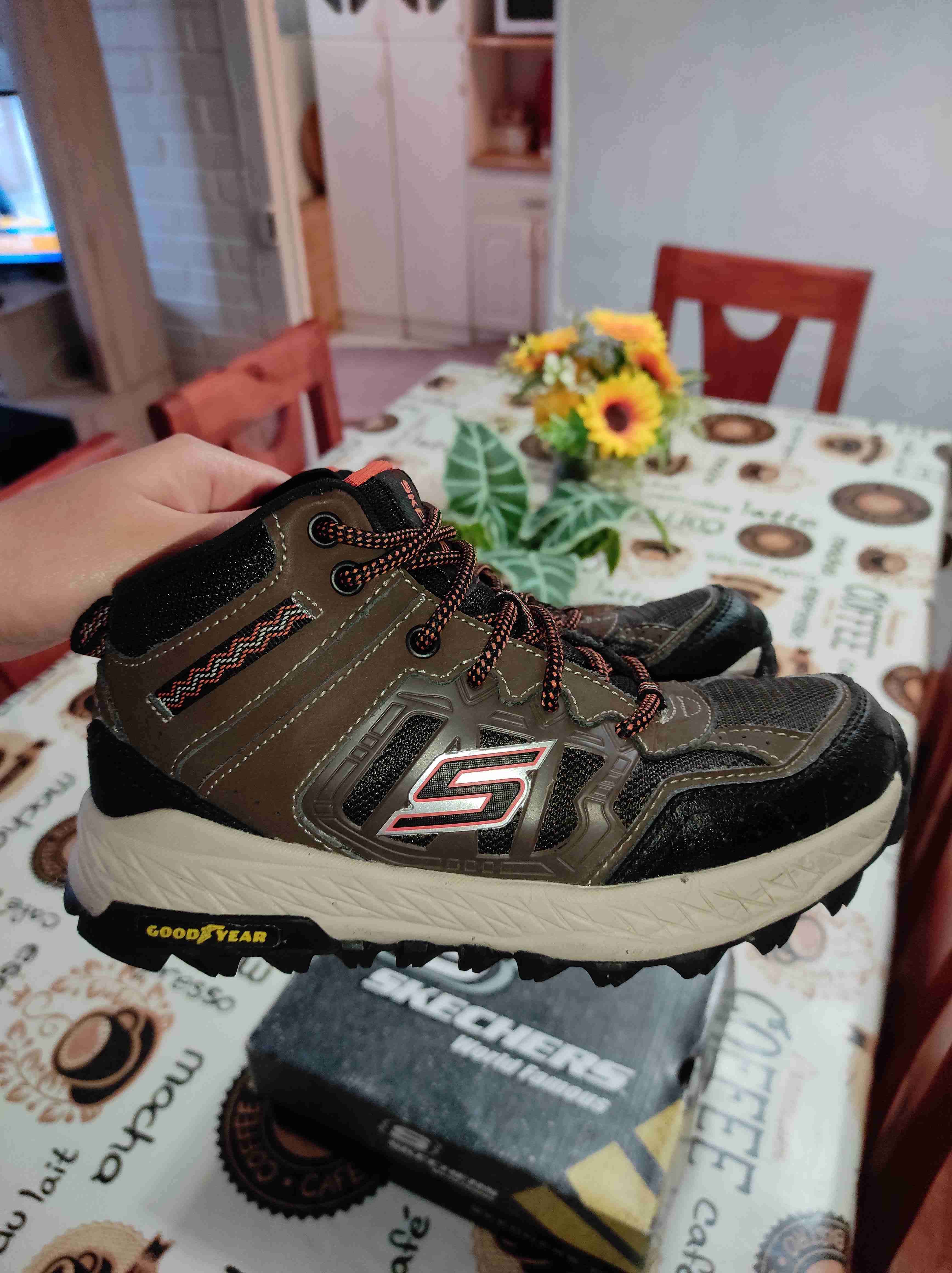 Zapatillas Skechers waterproof - miniatura 1