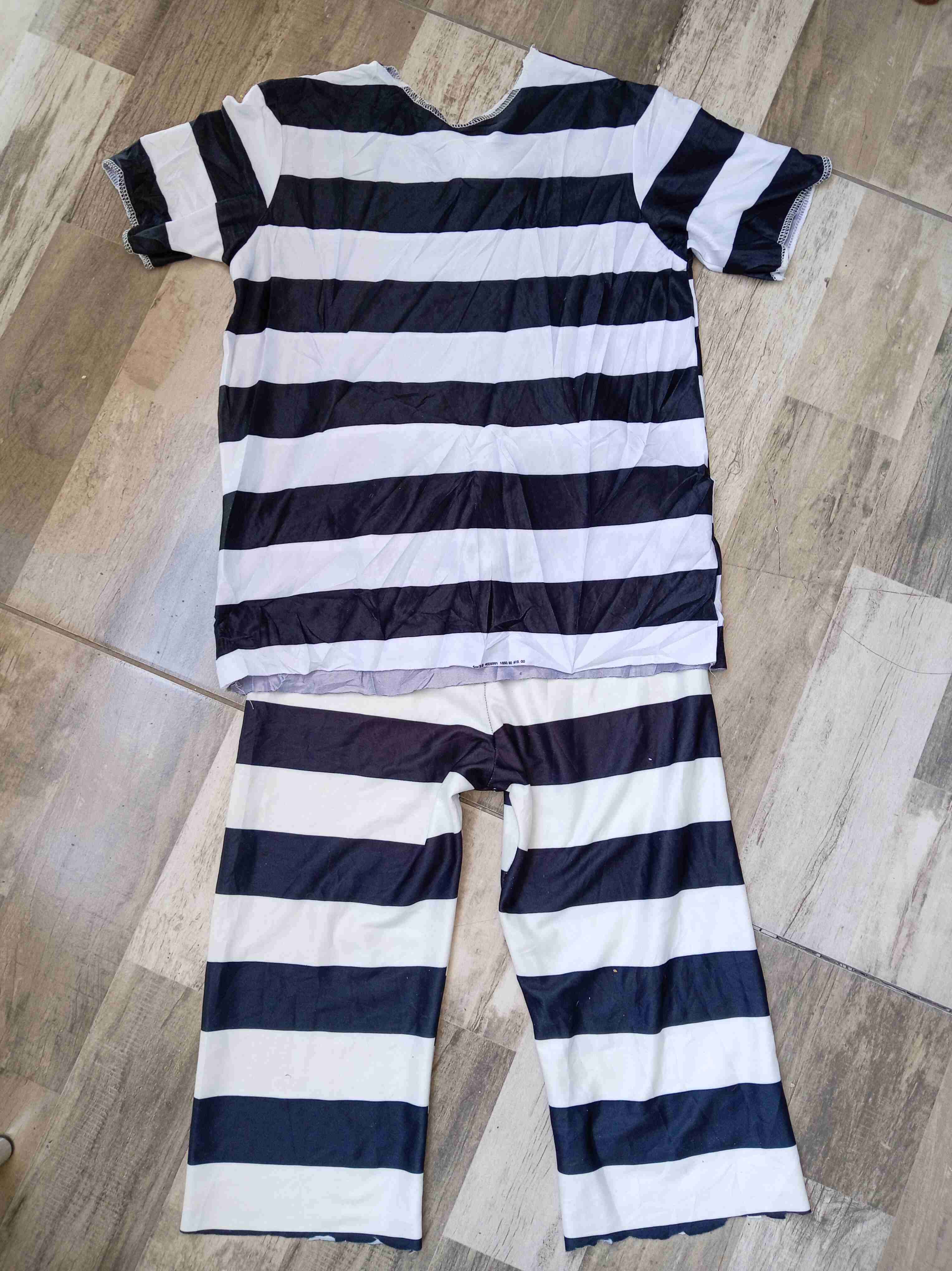 Variedad de disfraces y tallas (2 a 12 años) - miniatura 4