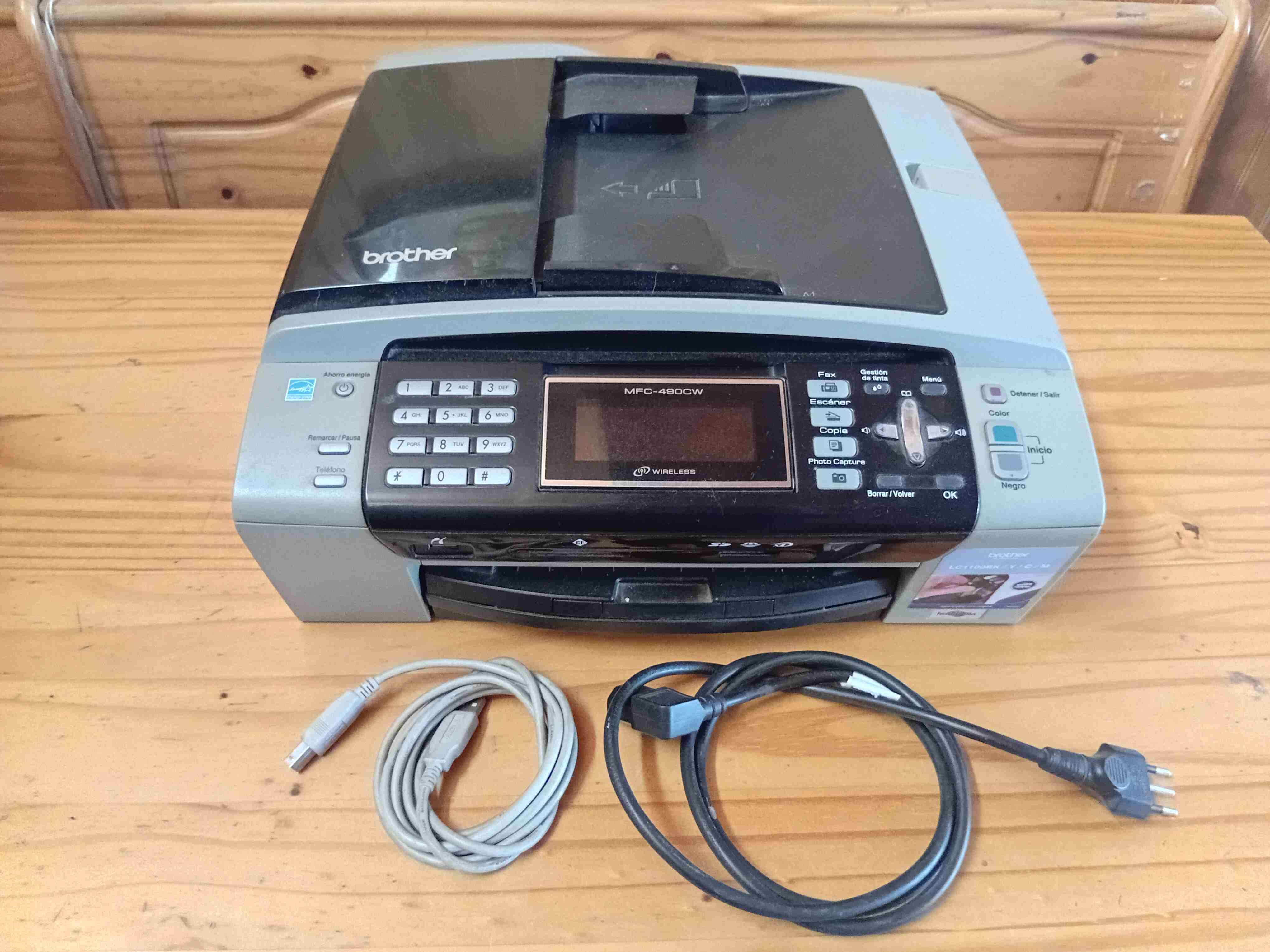 Impresora multifuncional Brother - miniatura 1