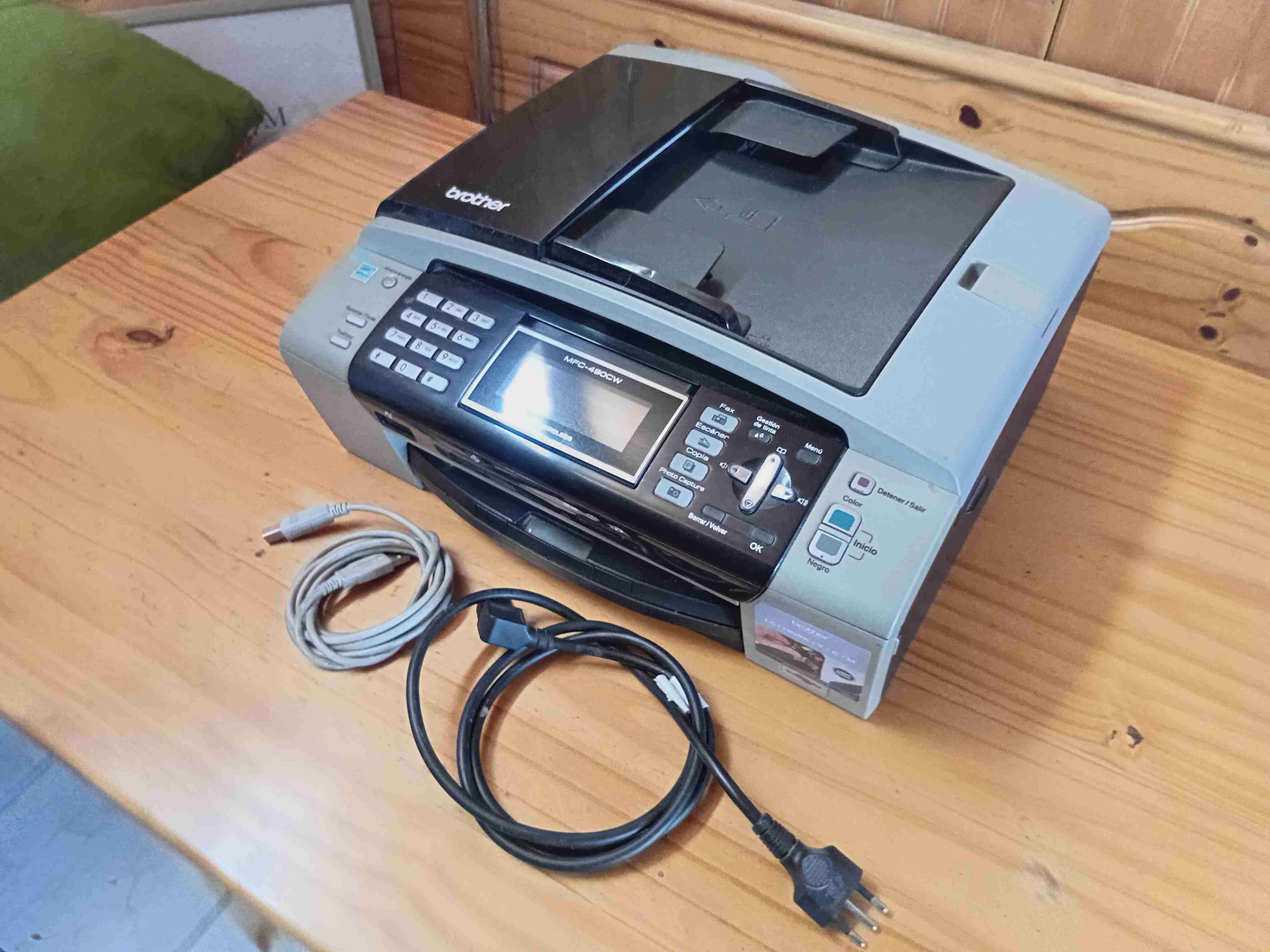 Impresora multifuncional Brother - miniatura 2