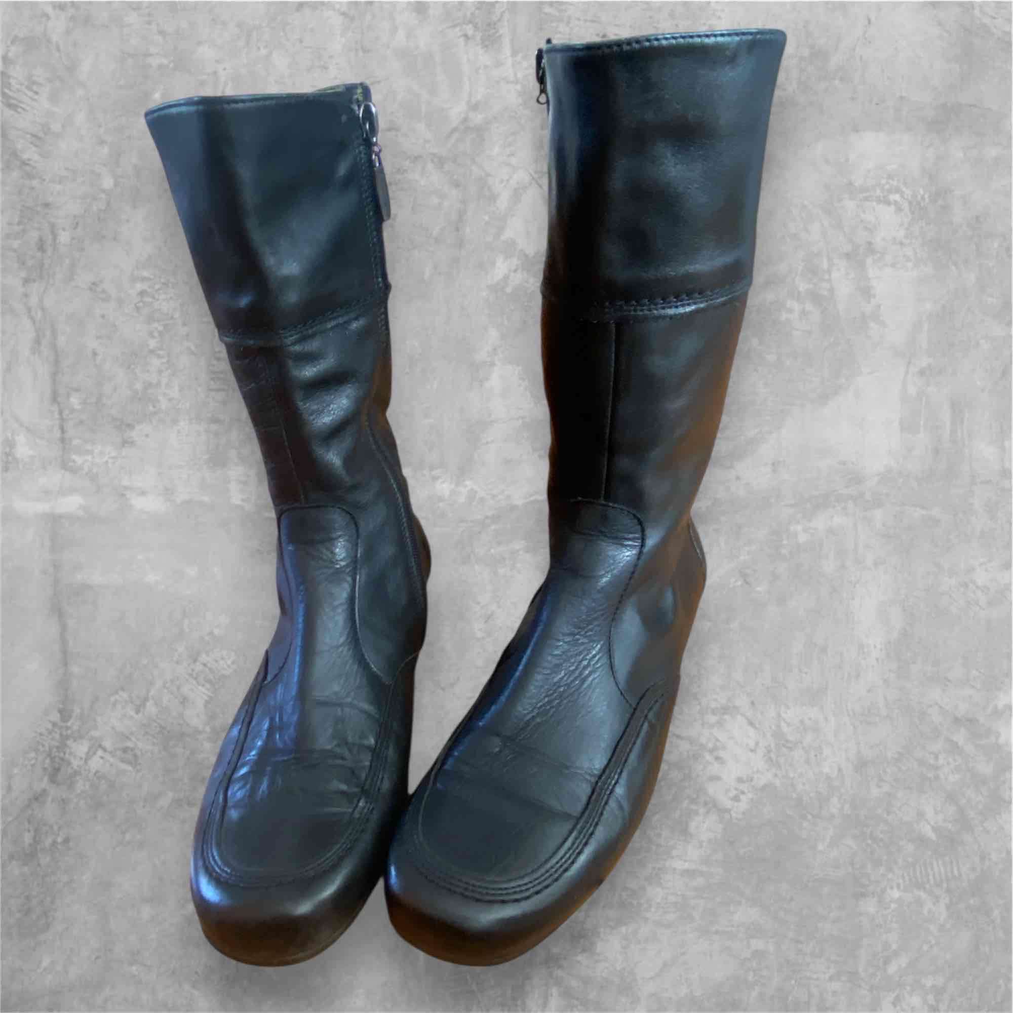 Tommy Hilfiger / Botas de cuero negras - 1