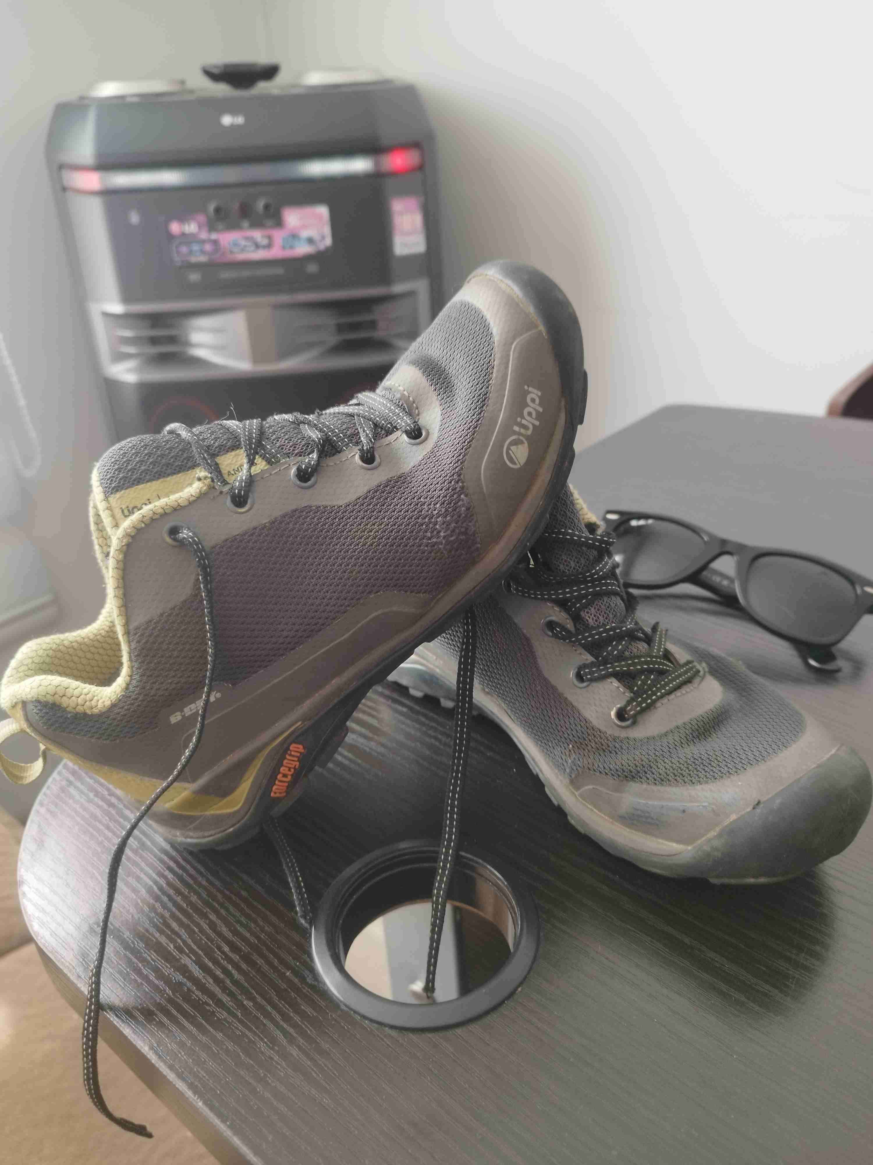 Botas de trekking Vippi grises - miniatura 1