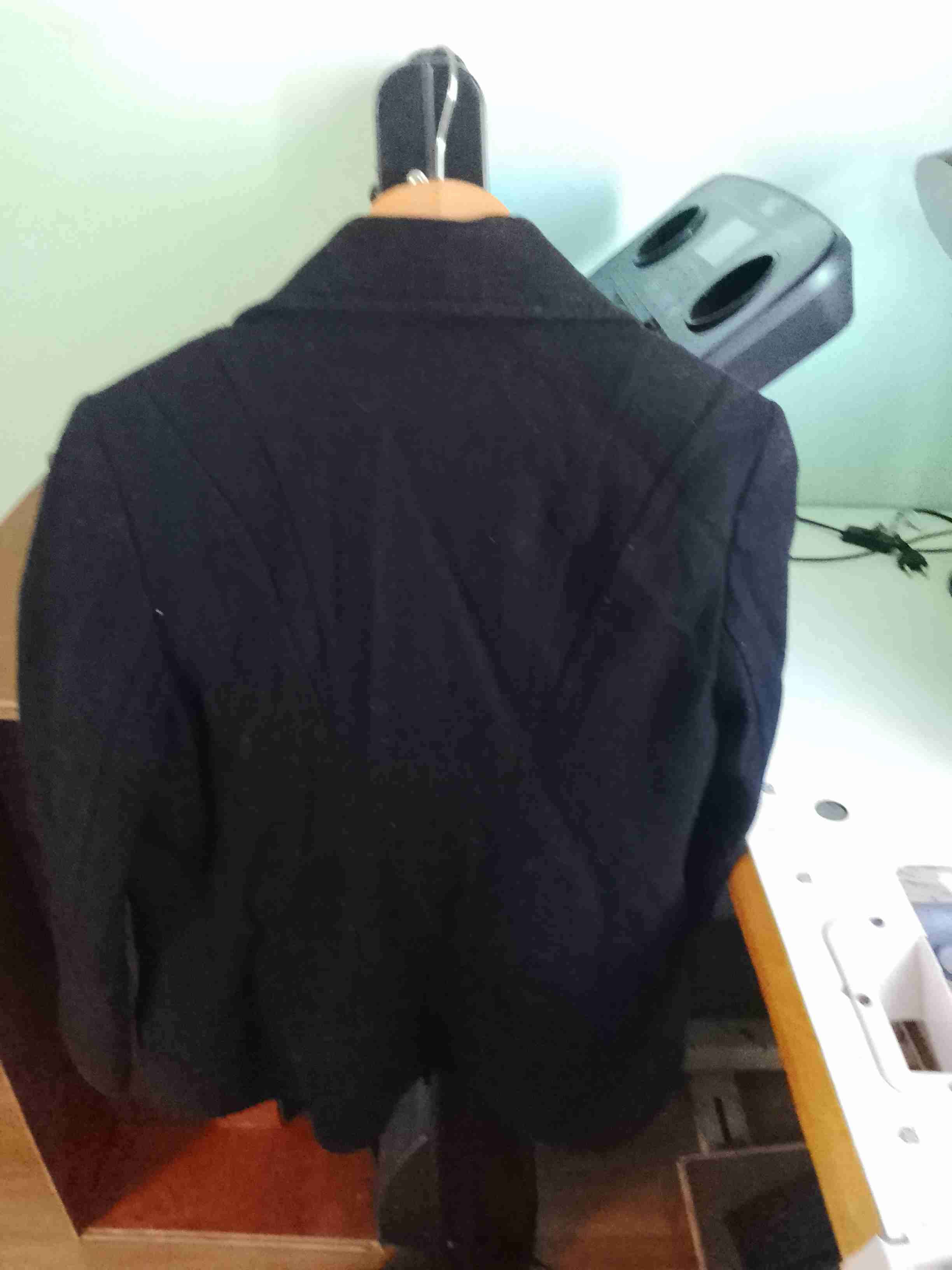 Abrigo negro con cremallera - miniatura 3