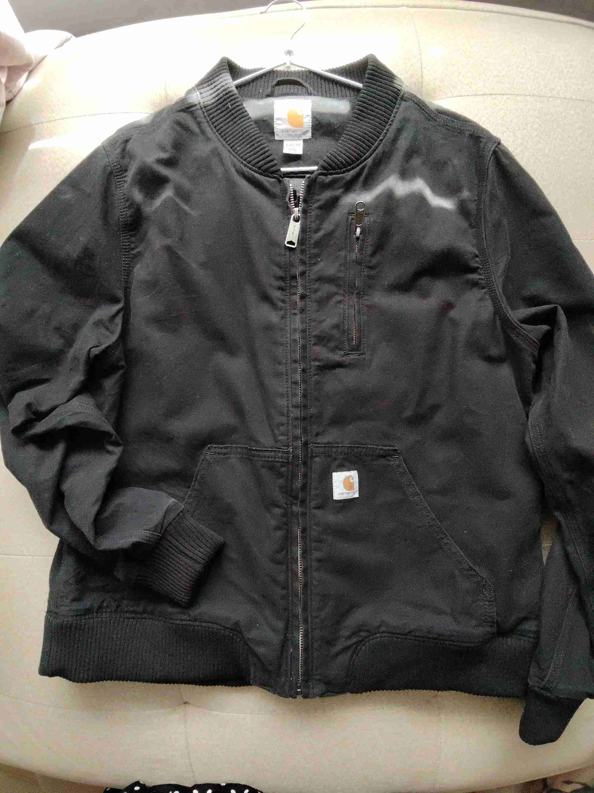 Chaqueta negra con cierre - miniatura 1