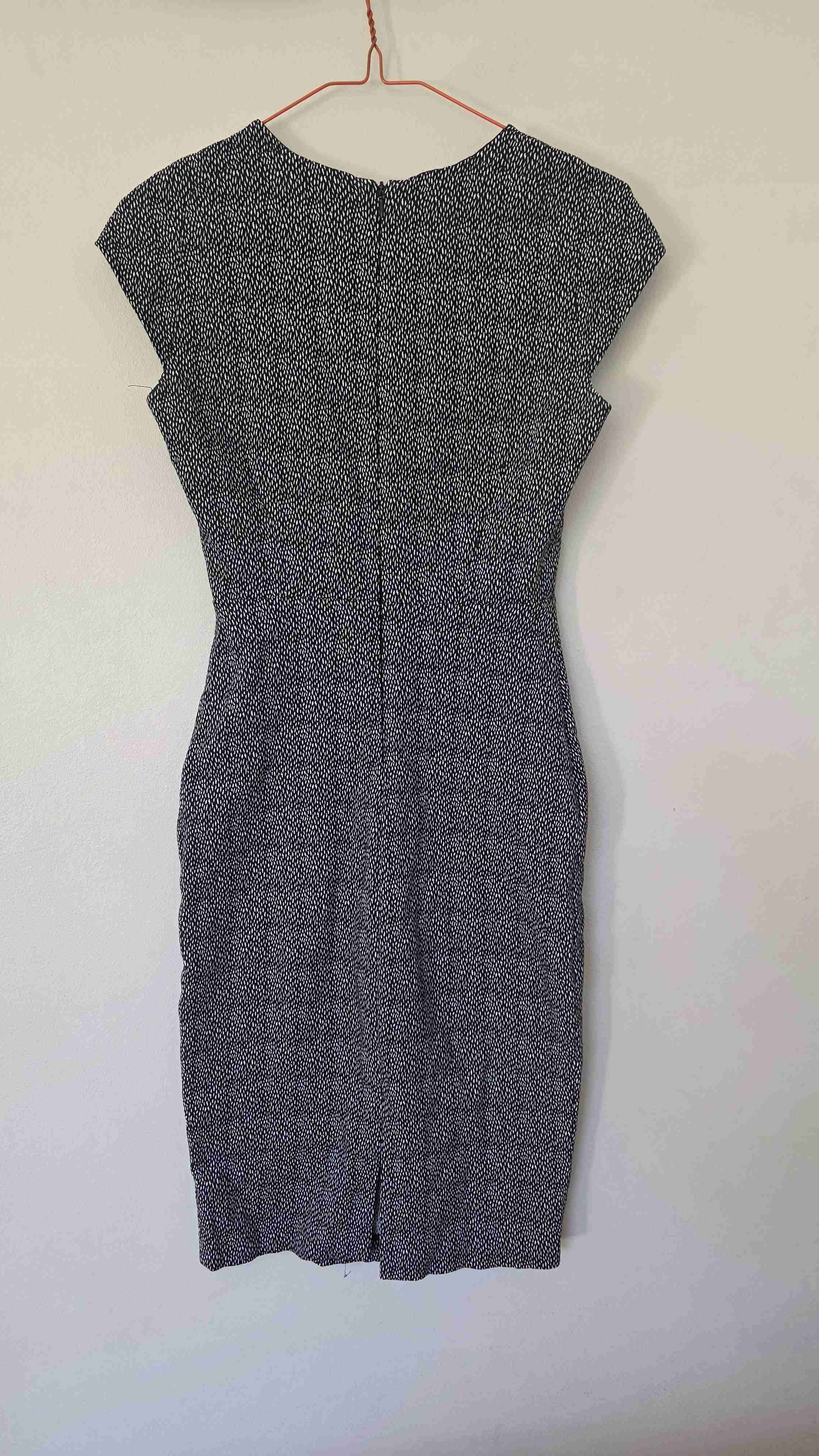 Vestido Zara negro con estampado - 4