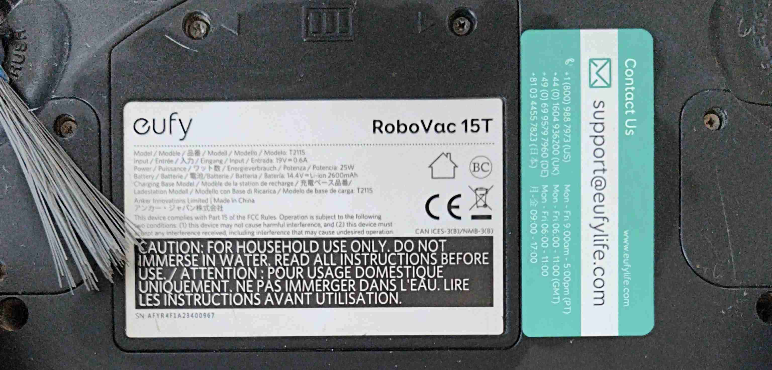 Robot aspiradora Eufy con accesorios - miniatura 2