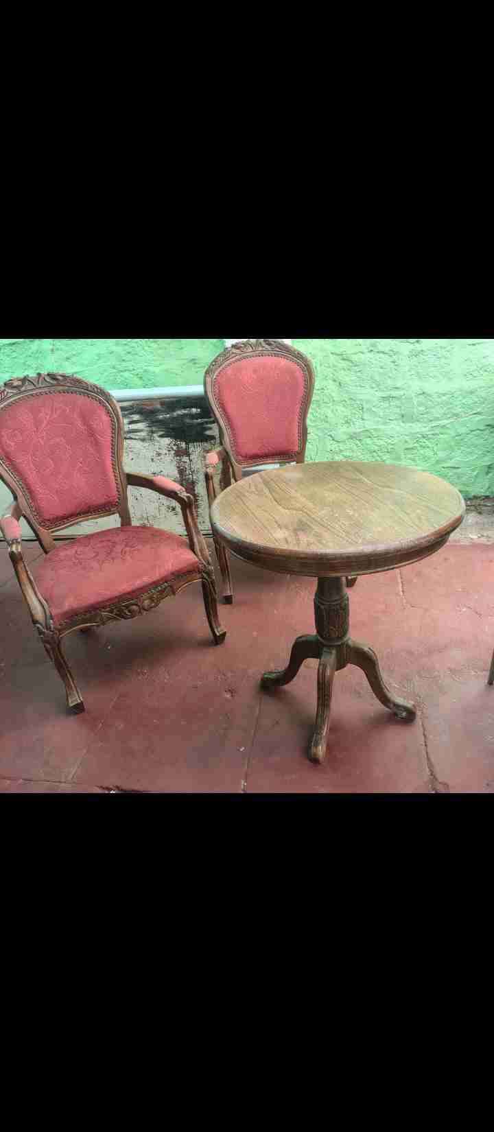 Silla antigua de madera - miniatura 2