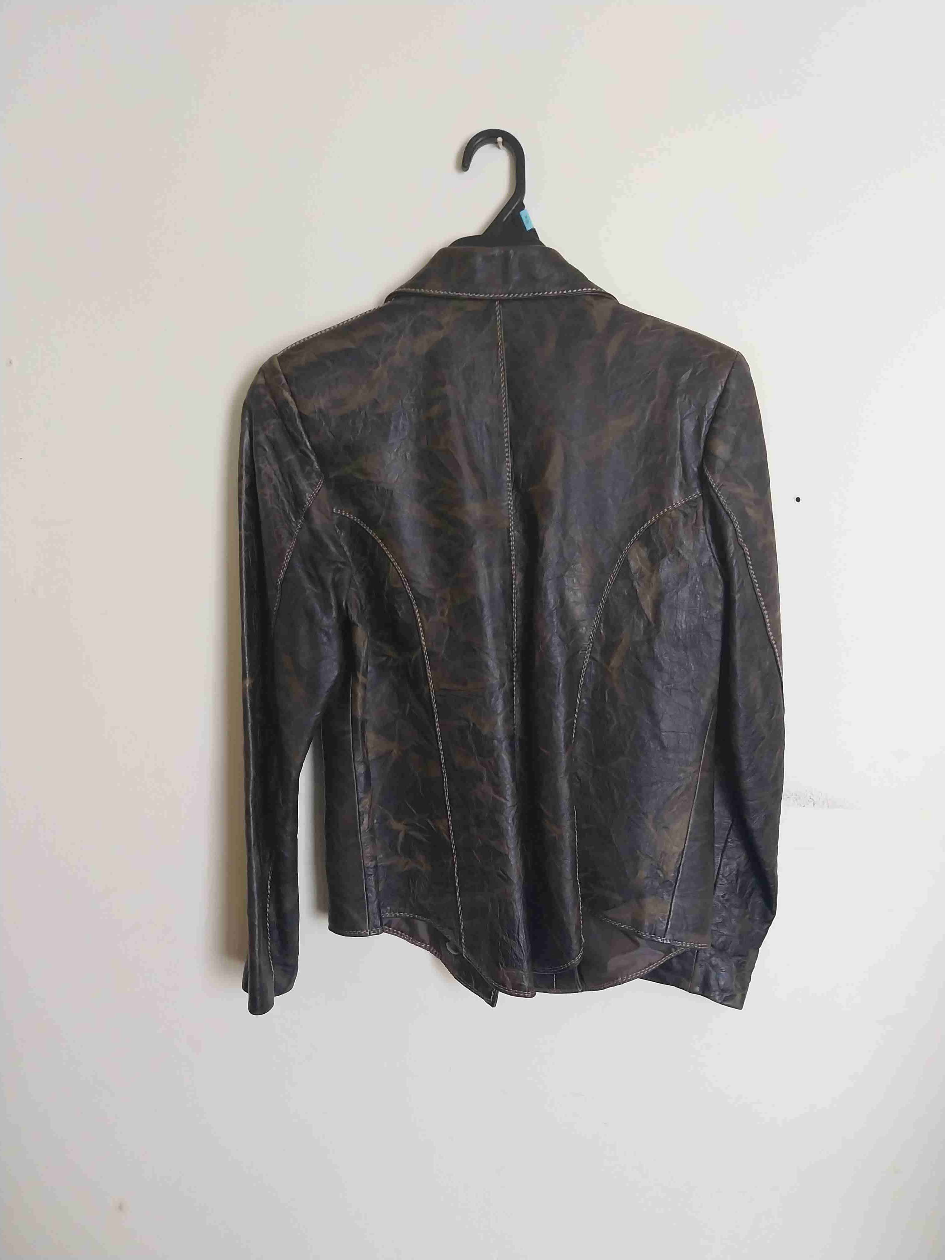 Chaqueta de cuero - miniatura 2