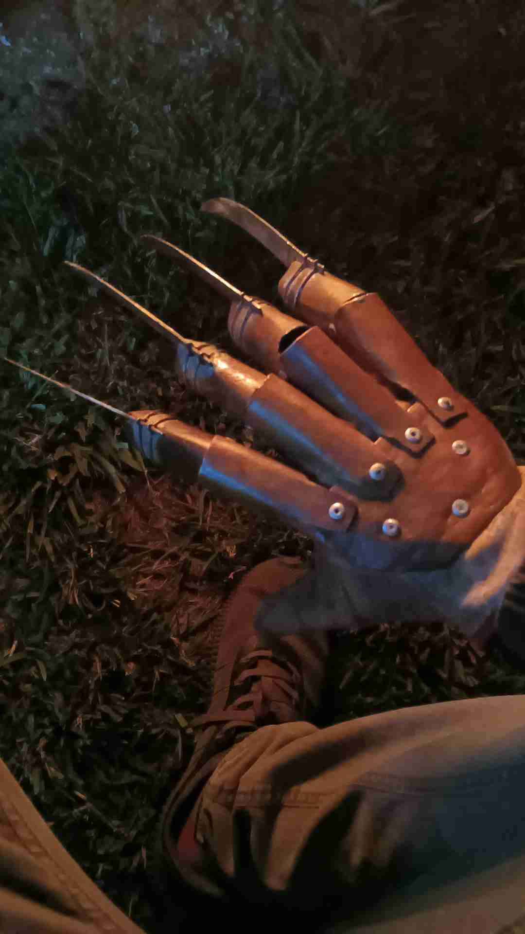 Guante de cuchillas metálicas - 1