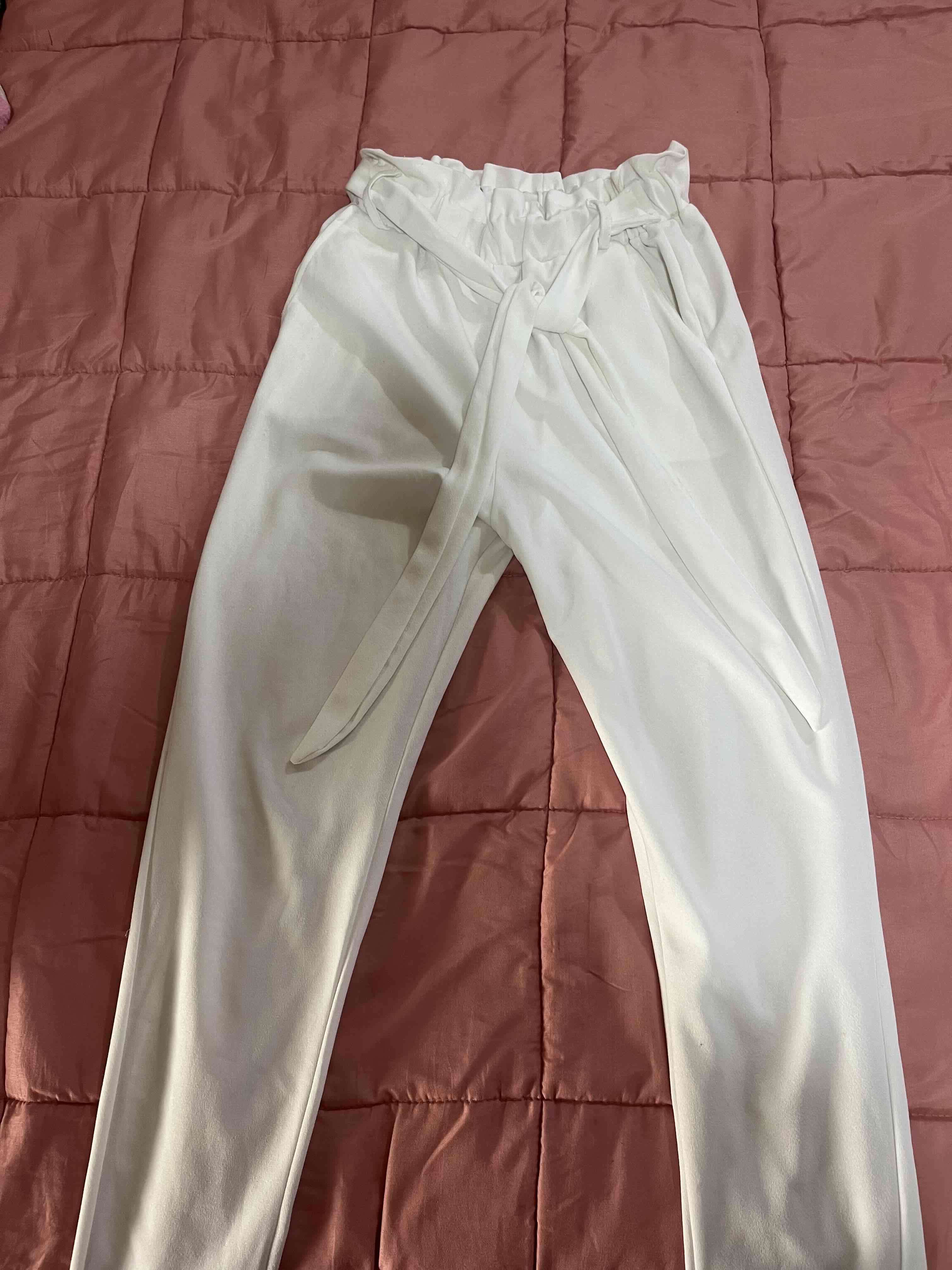 Vestido floral blanco y amarillo - miniatura 2