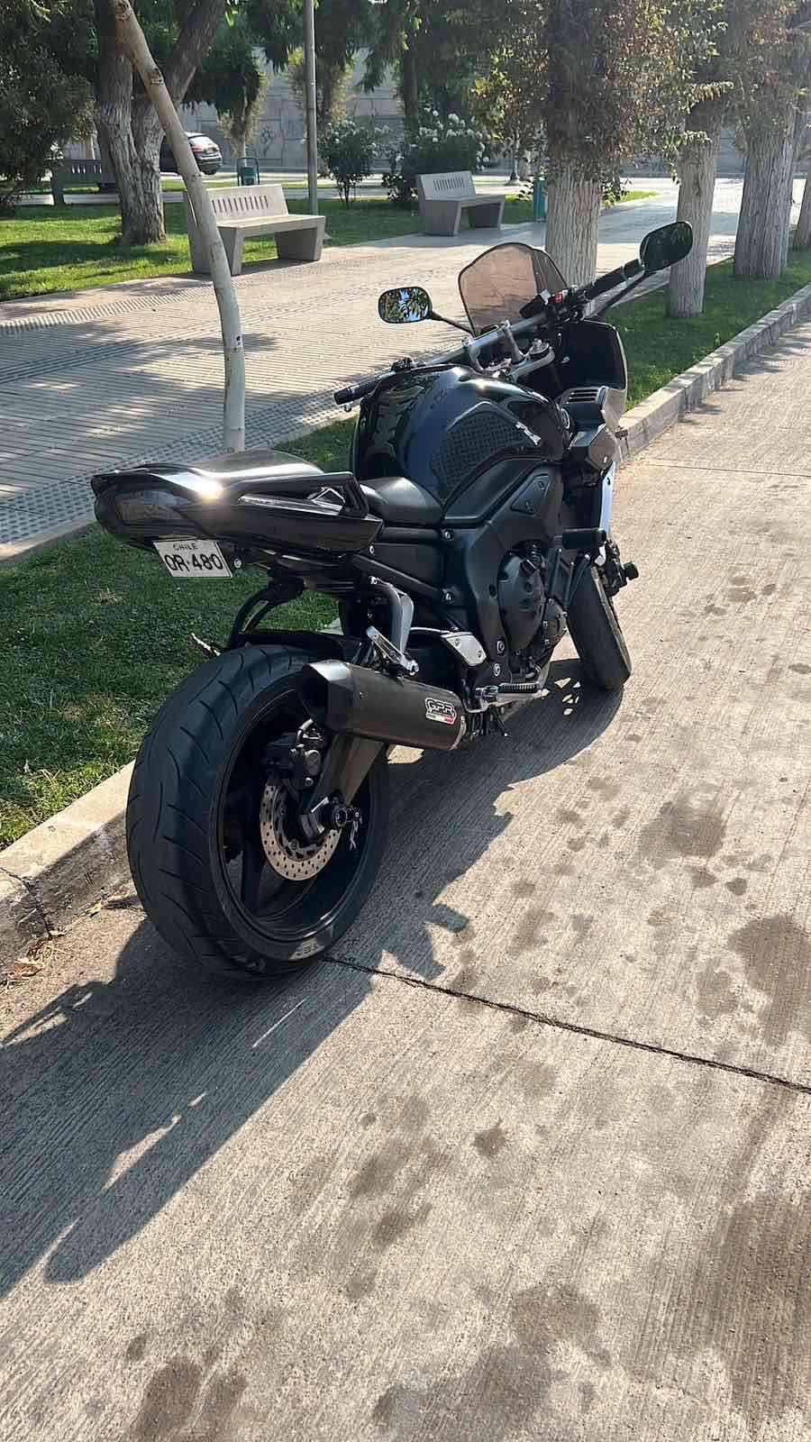 Moto Yamaha fz1 - miniatura 2