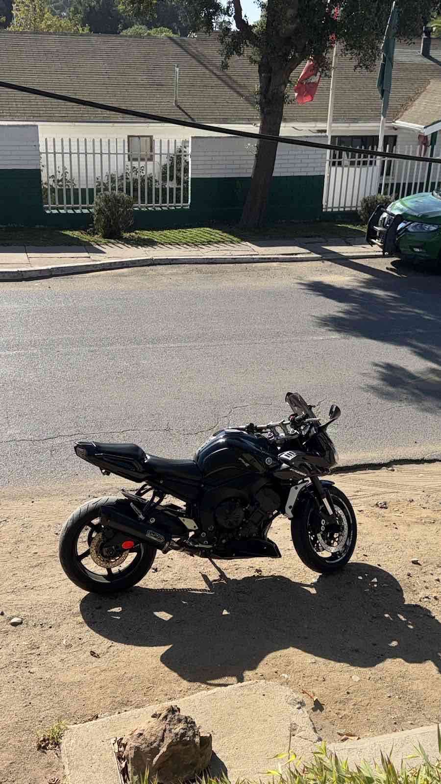 Moto Yamaha fz1 - miniatura 4