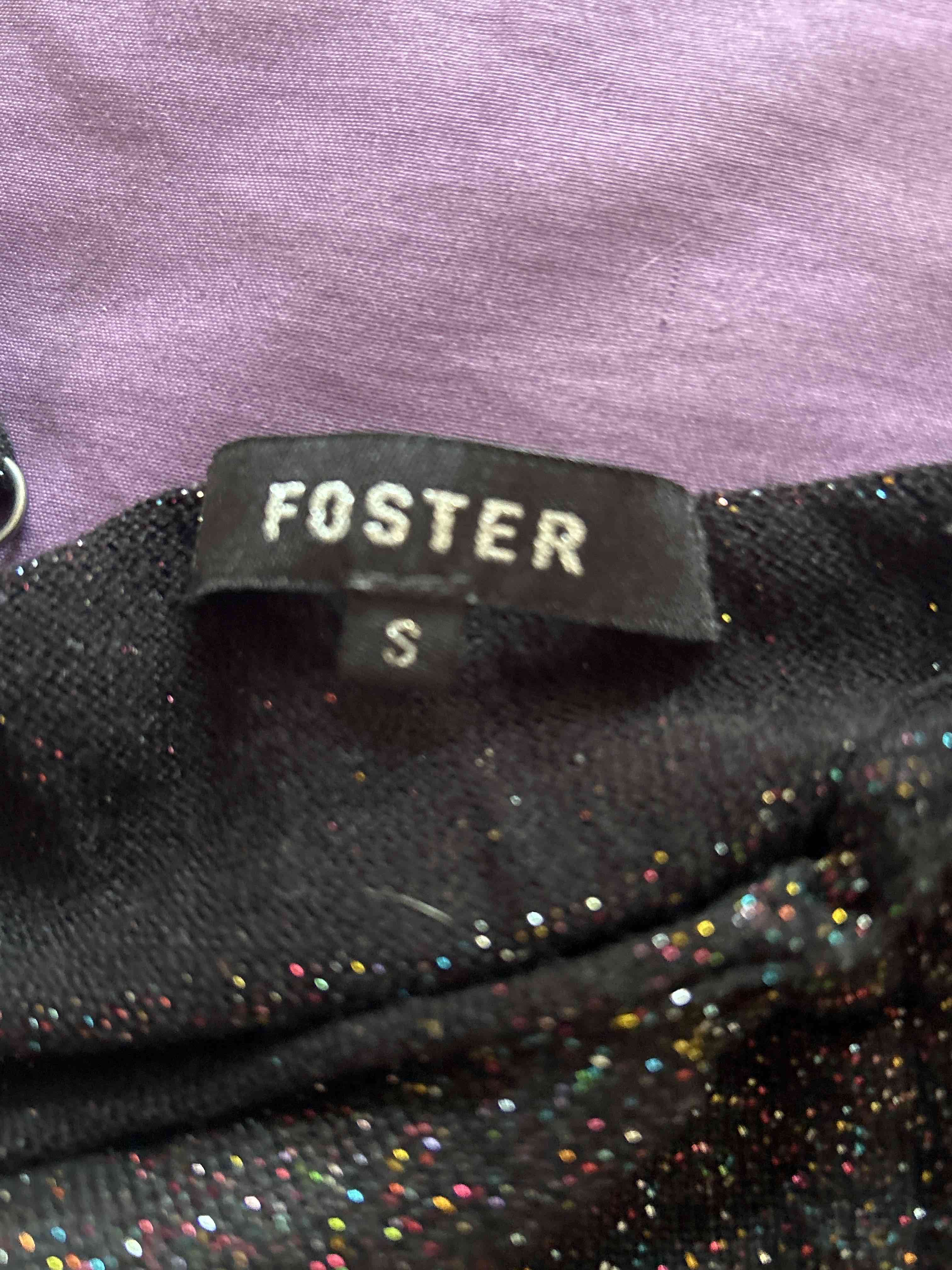 Top negro brillante sin mangas - miniatura 2