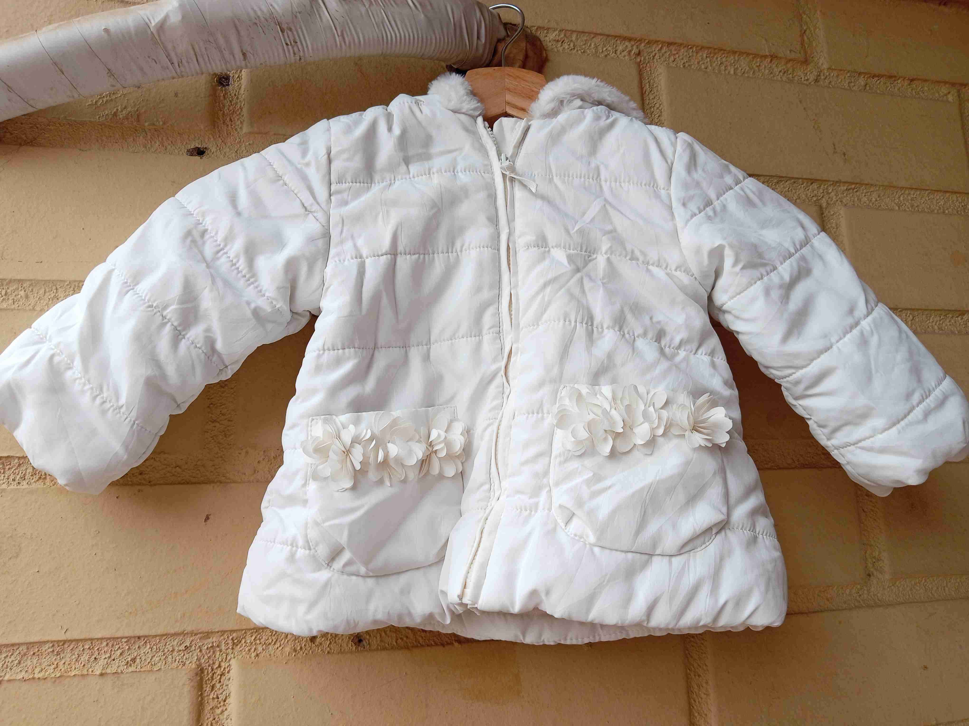 Alfombra con diseño de gatito - miniatura 2