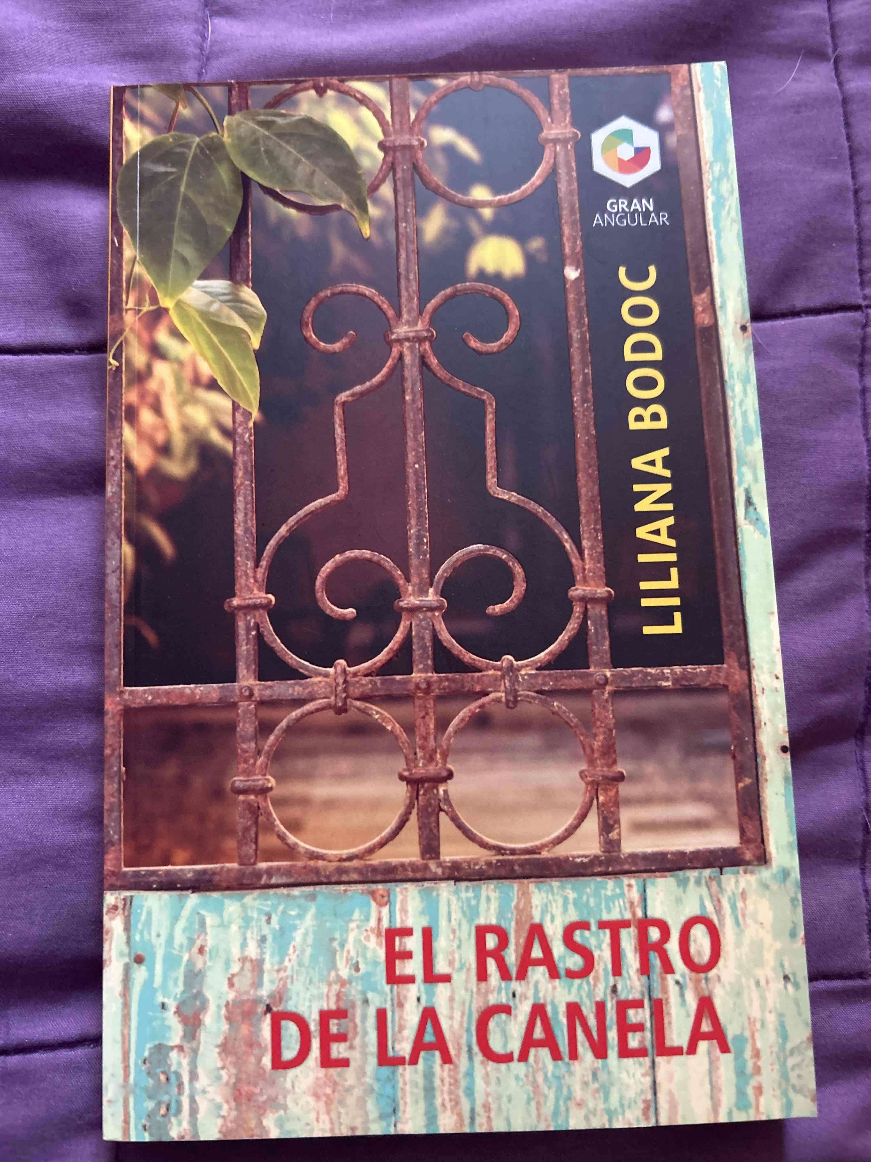 Libro 'El rastro de la canela' - miniatura 1