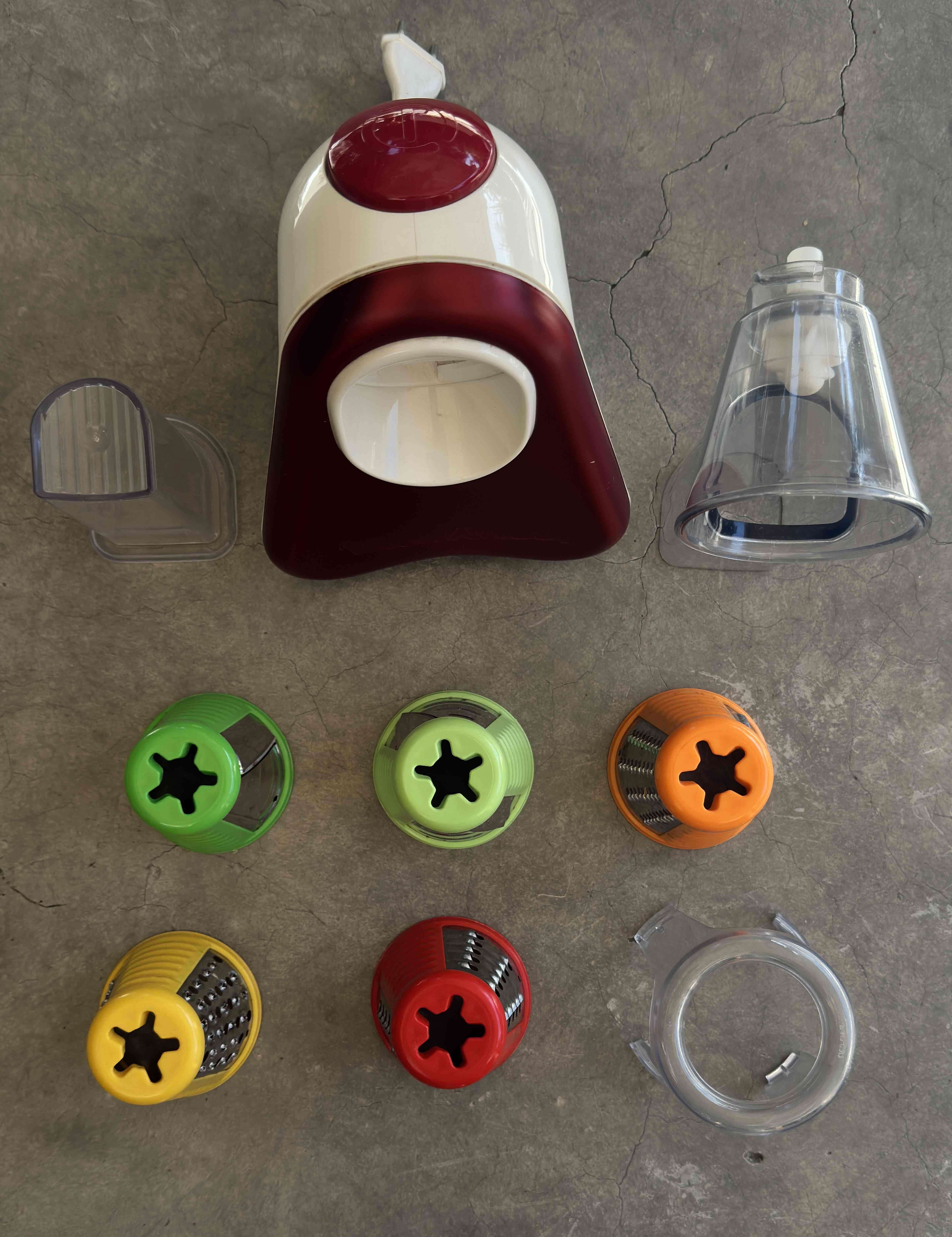 Rallador eléctrico con accesorios - miniatura 8