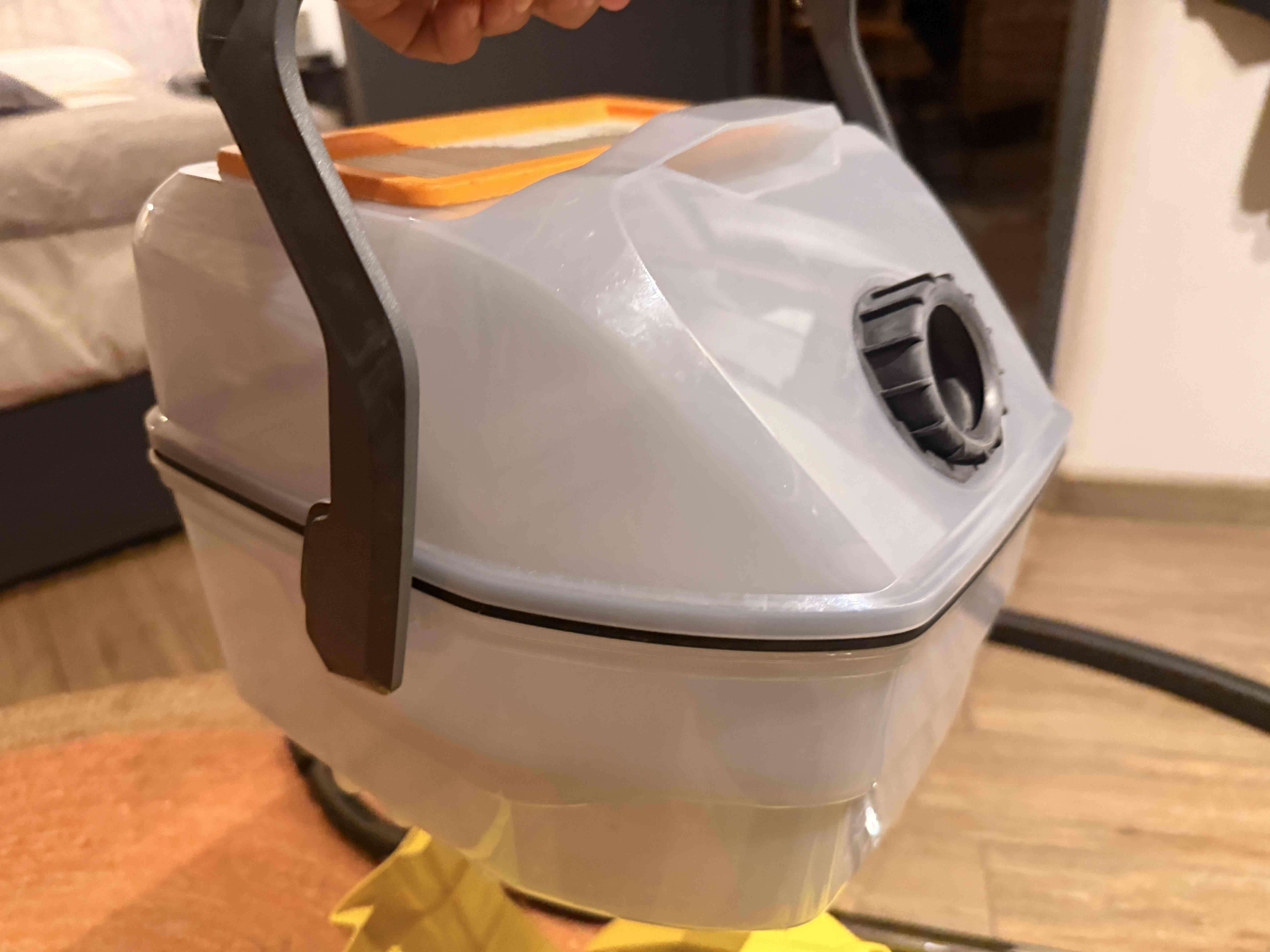 Aspiradora Karcher con filtro de agua - 5