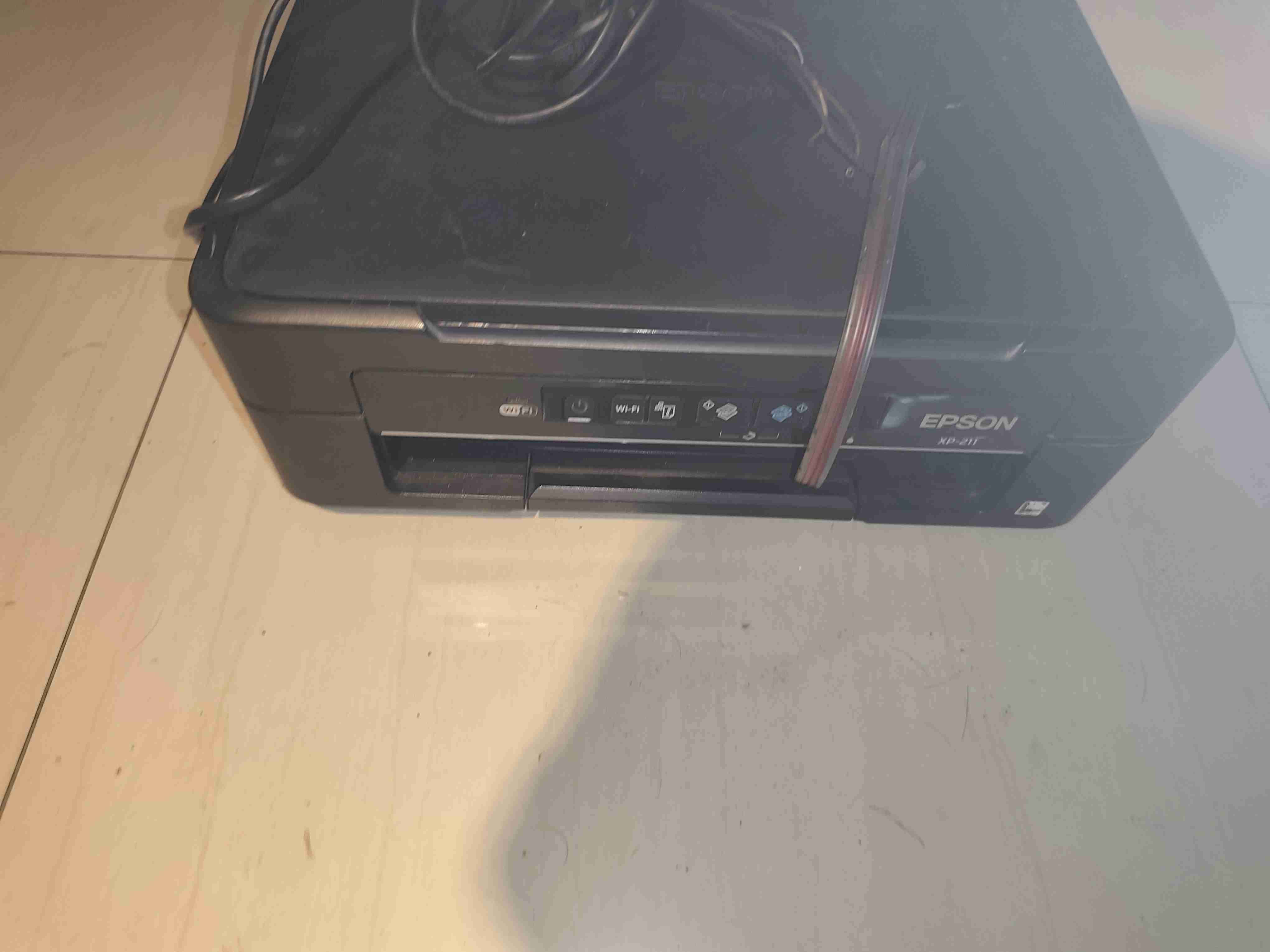 Impresora Epson XP-211 usada - miniatura 3