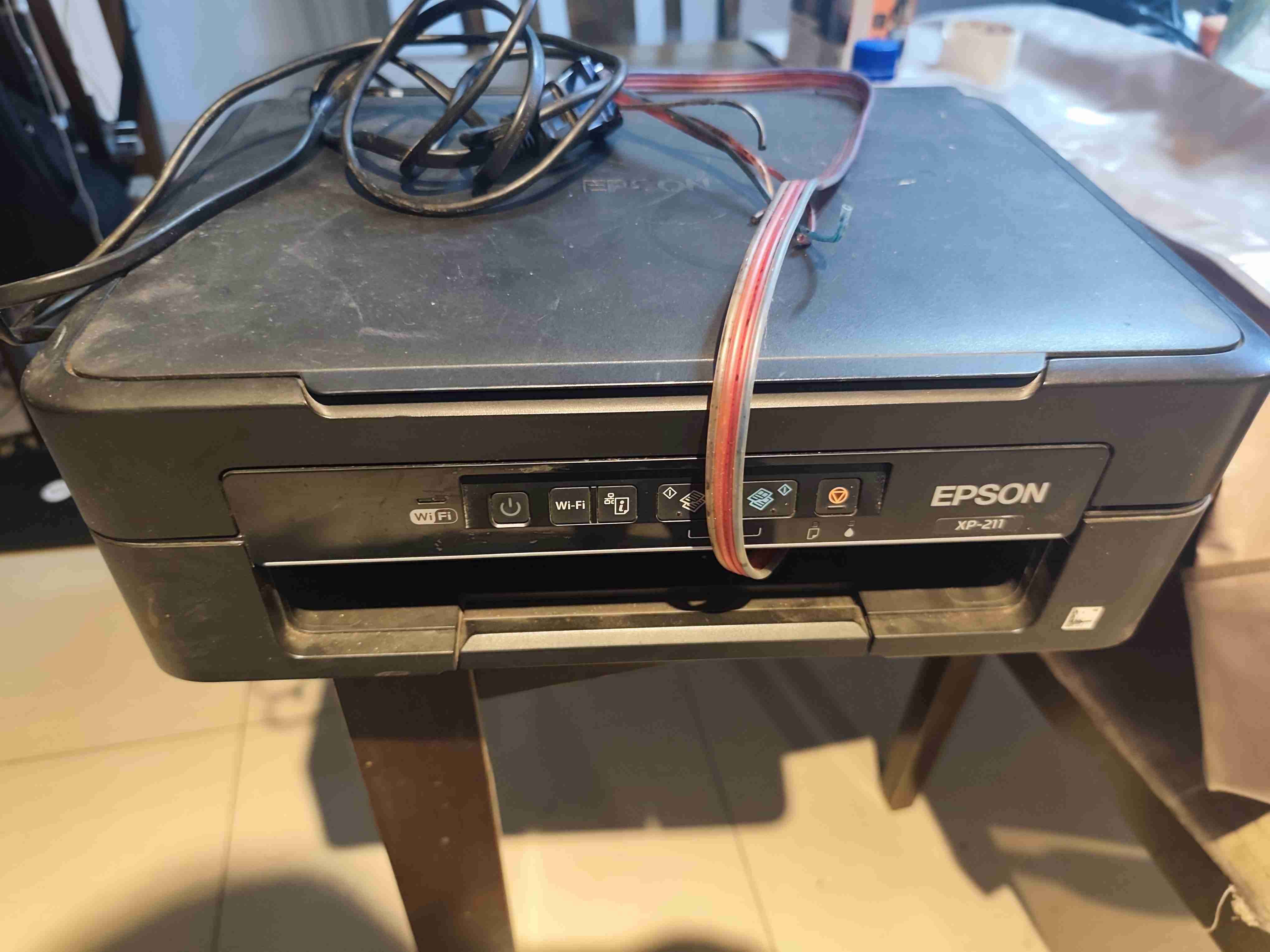 Impresora Epson XP-211 usada - miniatura 4