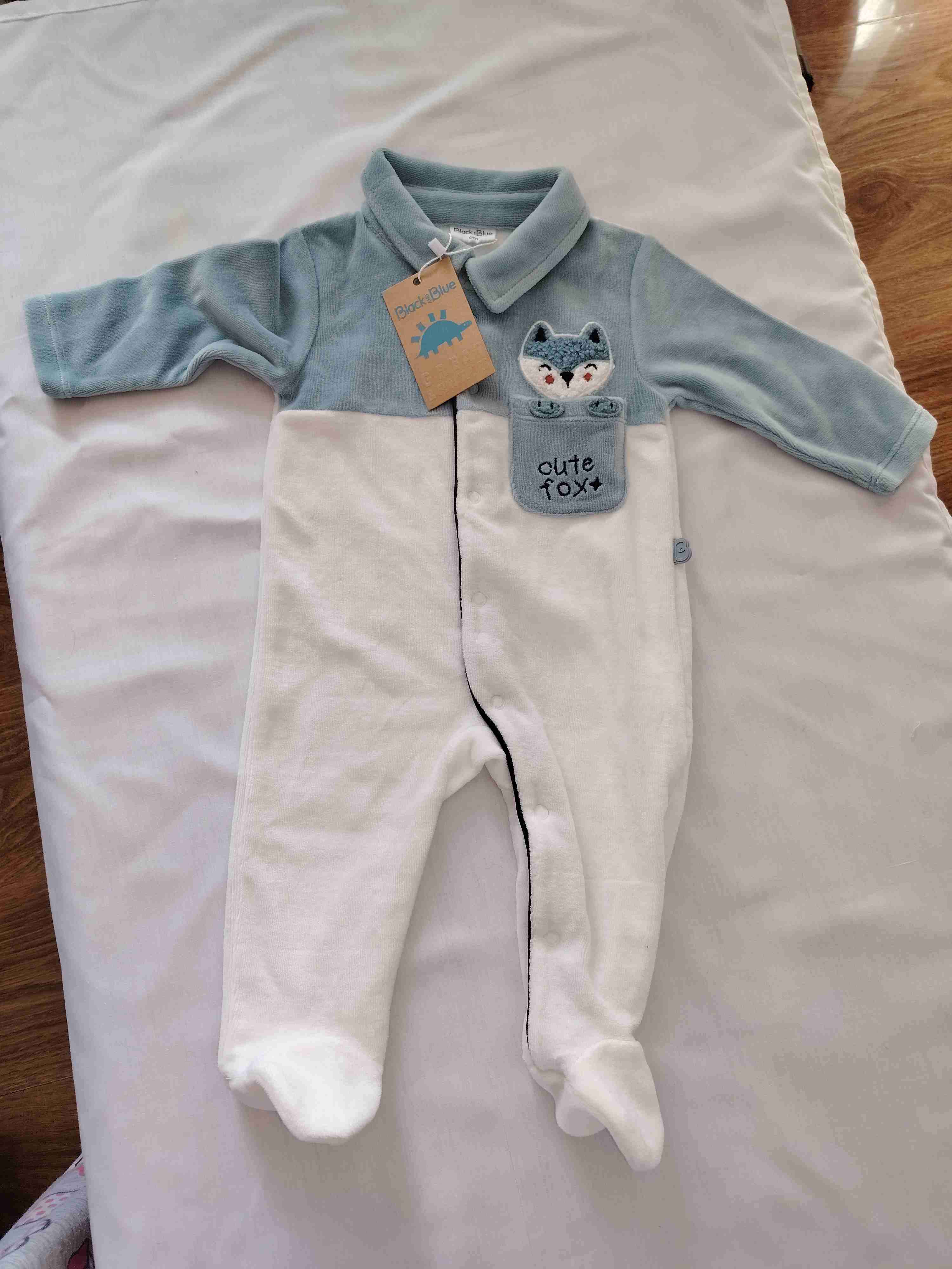 Enterito de bebé Talla 6 M. . - miniatura 3