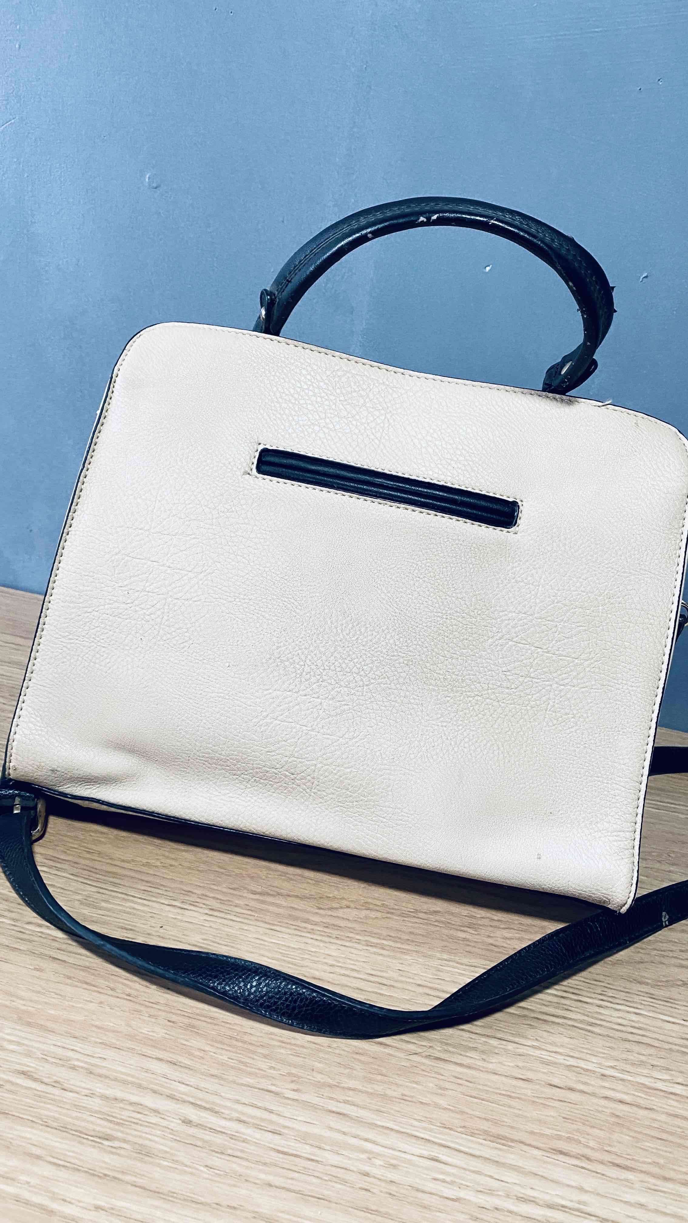 Cartera rayada en blanco y negro (VÍA UNO) - miniatura 2