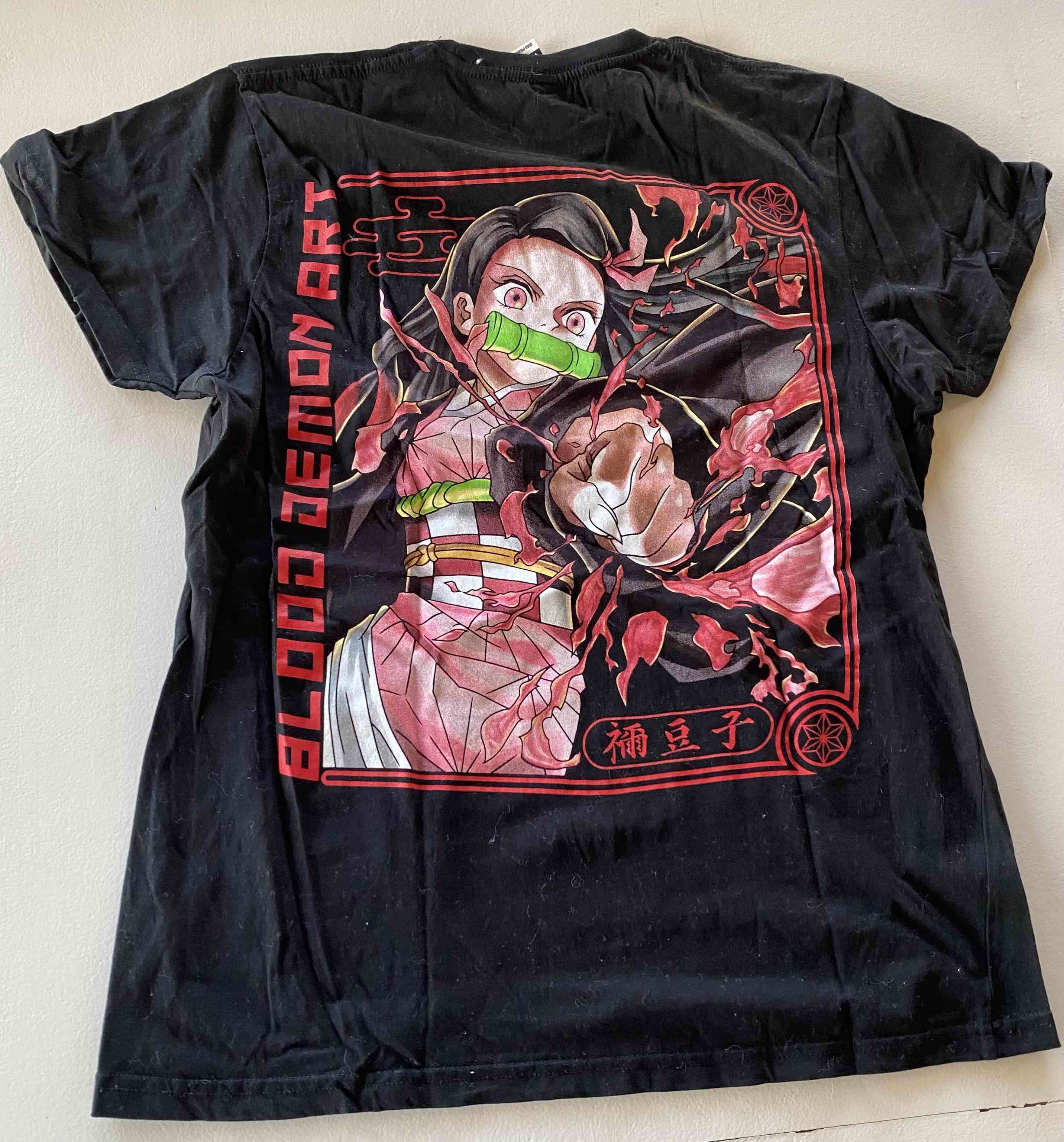 Polera Kimetsu no Yaiba Negra TM - miniatura 2