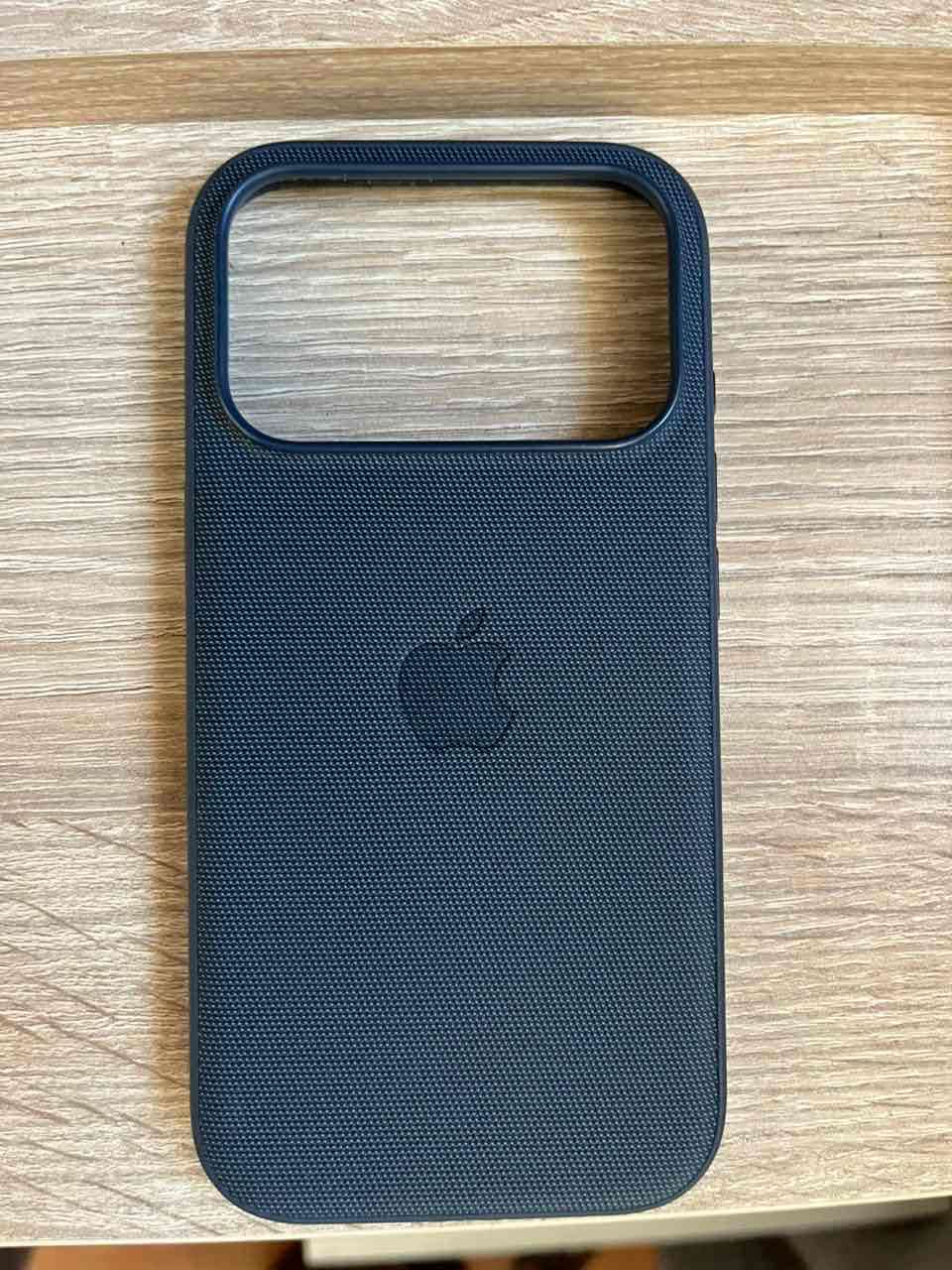 Funda negra para iPhone 17 Pro - miniatura 1