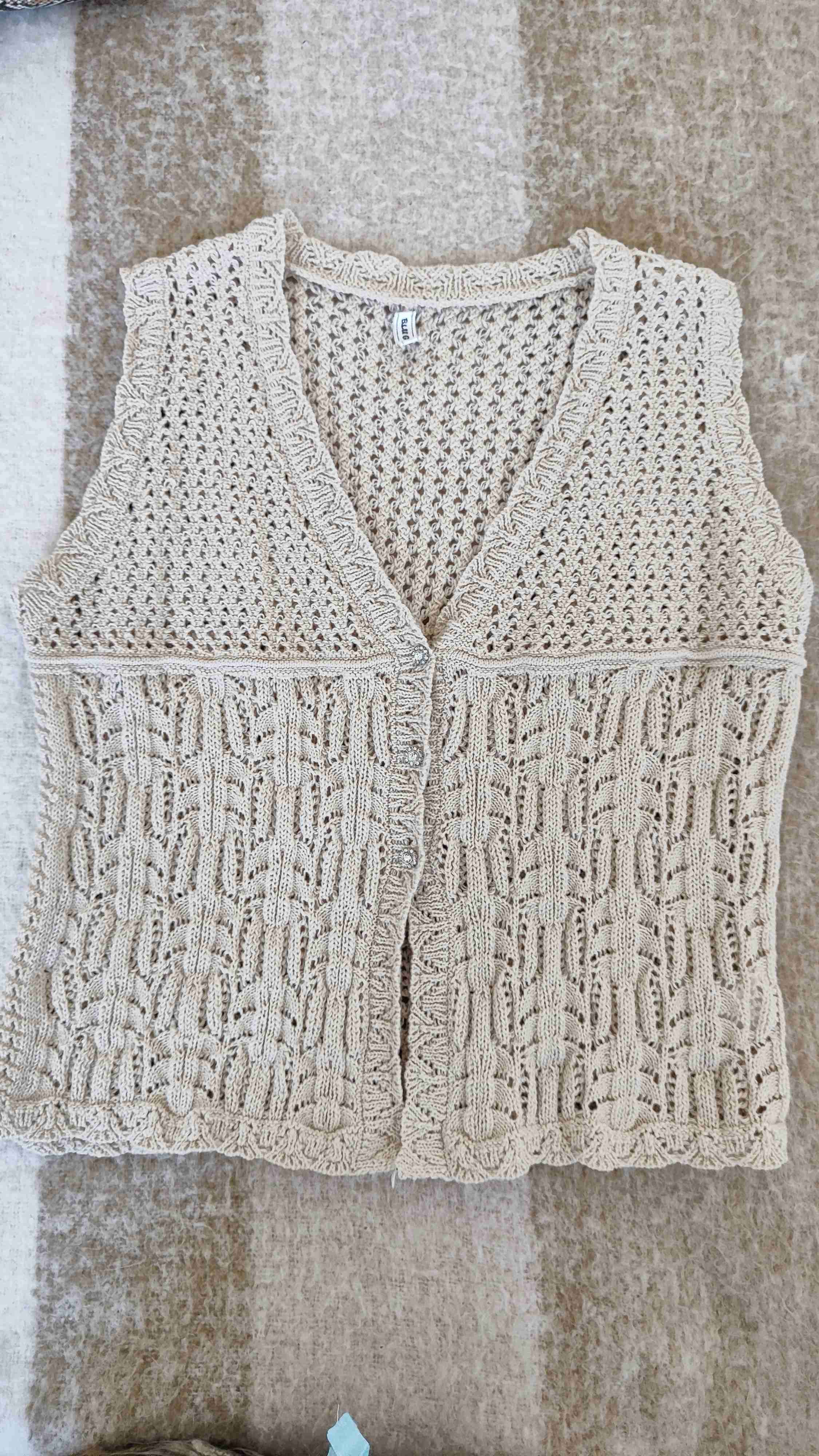 Chaleco tejido beige sin mangas - miniatura 1