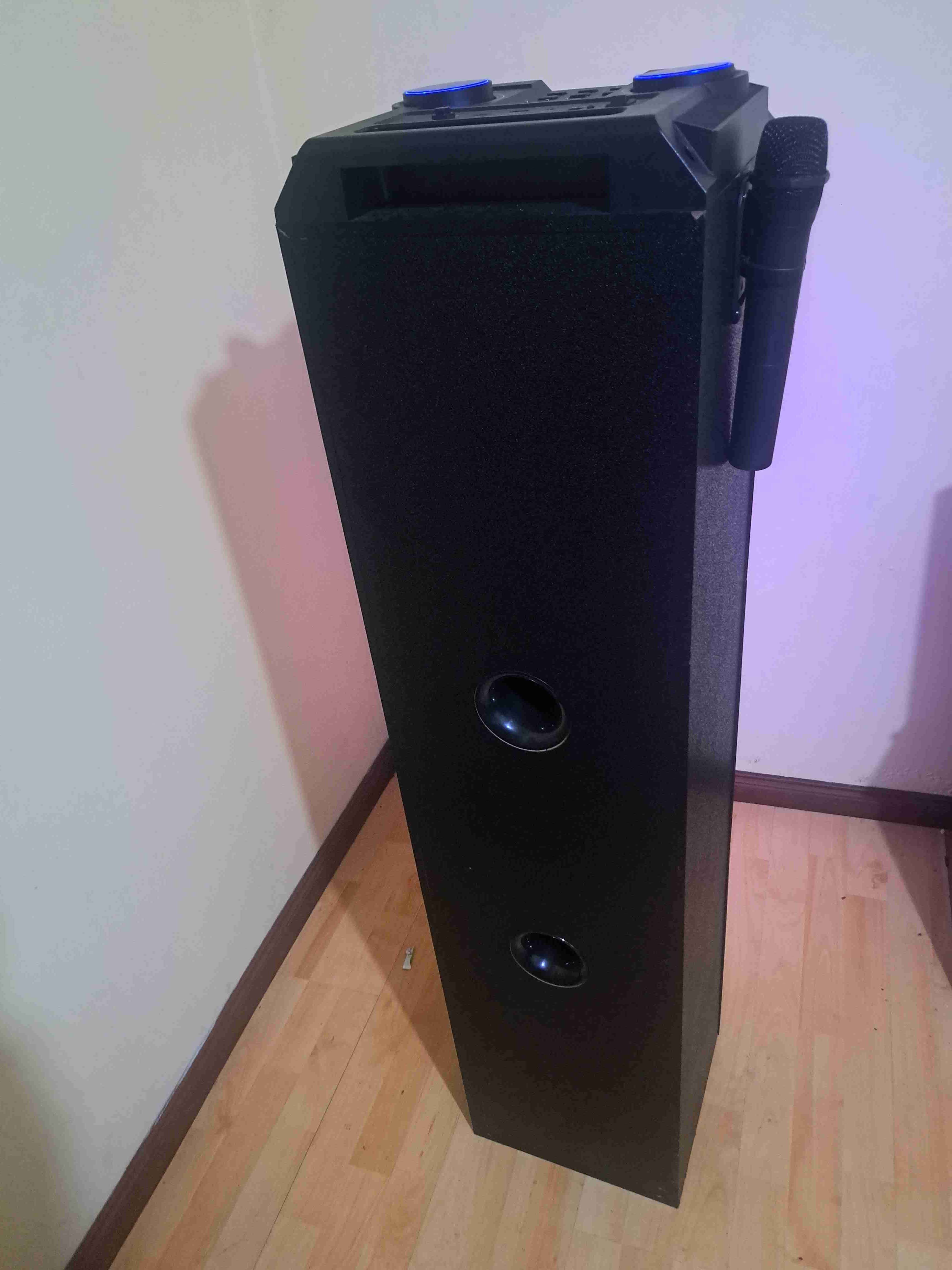 Parlante torre con luces LED - 3