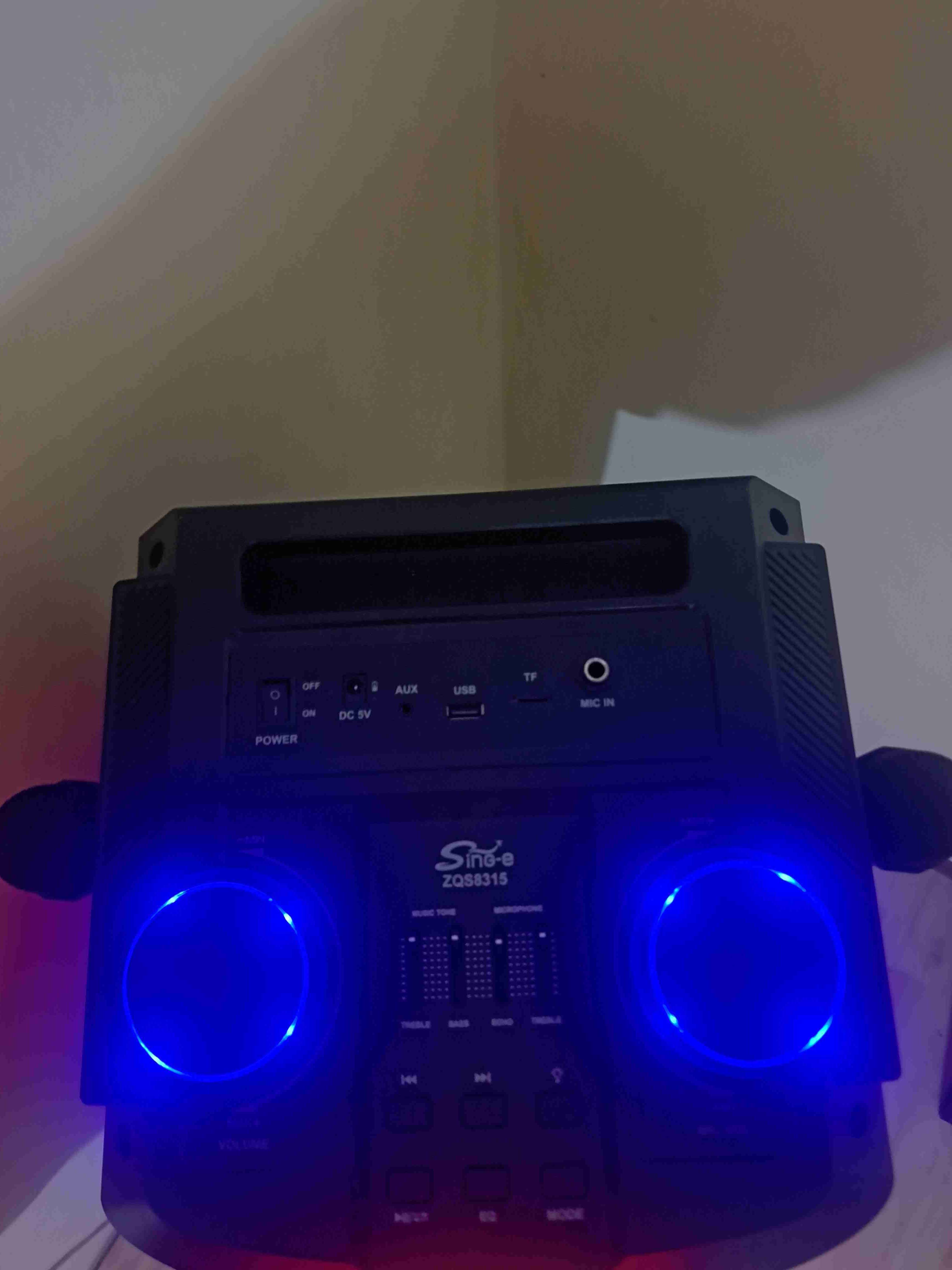 Parlante torre con luces LED - 4