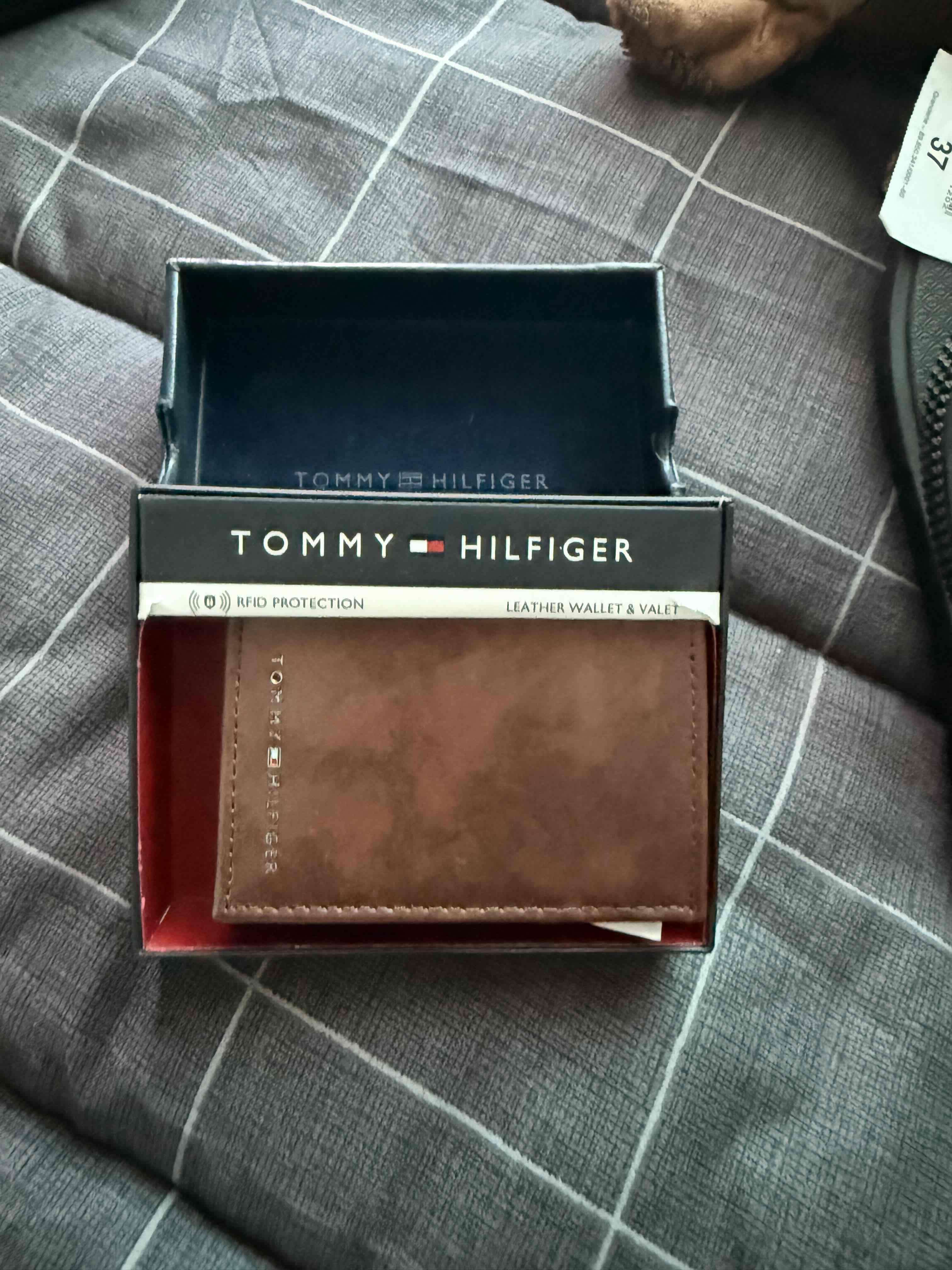 Billetera Guess negra - miniatura 3