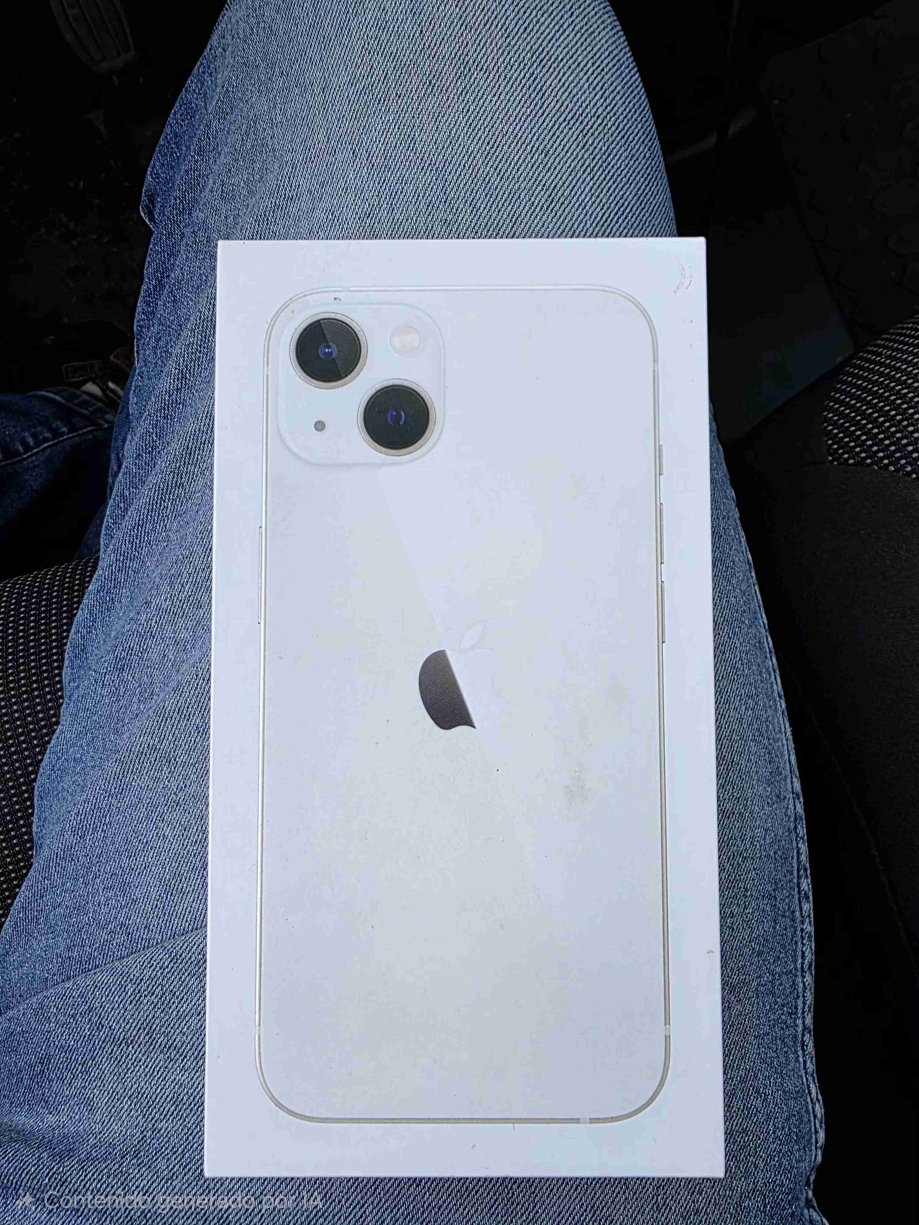 iPhone 13  caja - miniatura 1