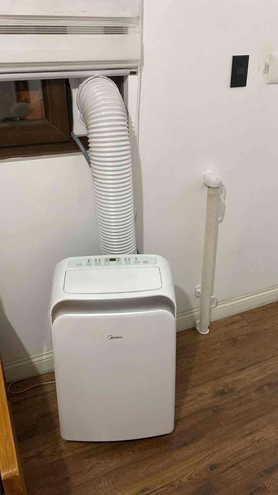 Aire acondicionado portátil 12000 BTU - miniatura 2