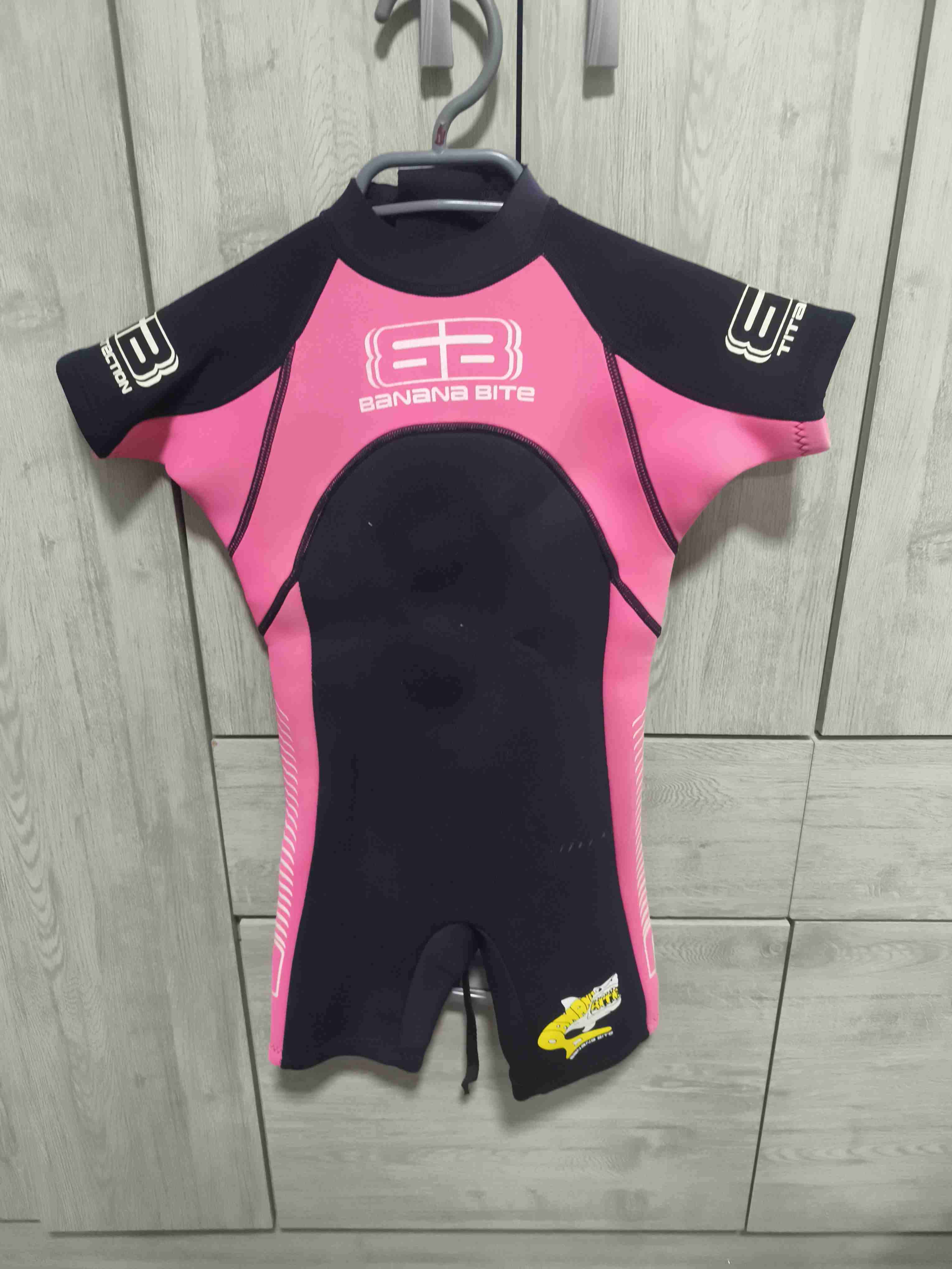Traje de neopreno Banana Bite rosa - miniatura 1