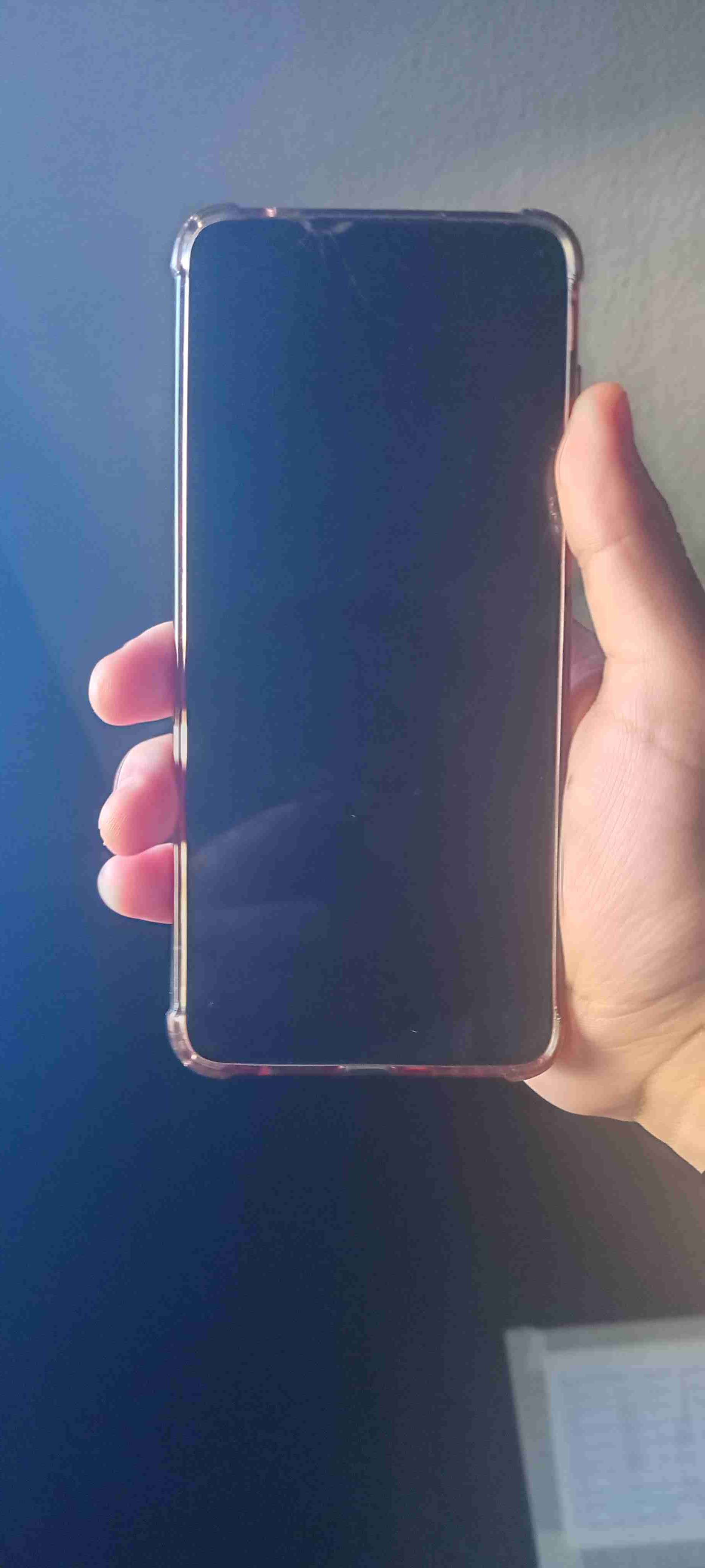 Smartphone en buen estado con funda - miniatura 1