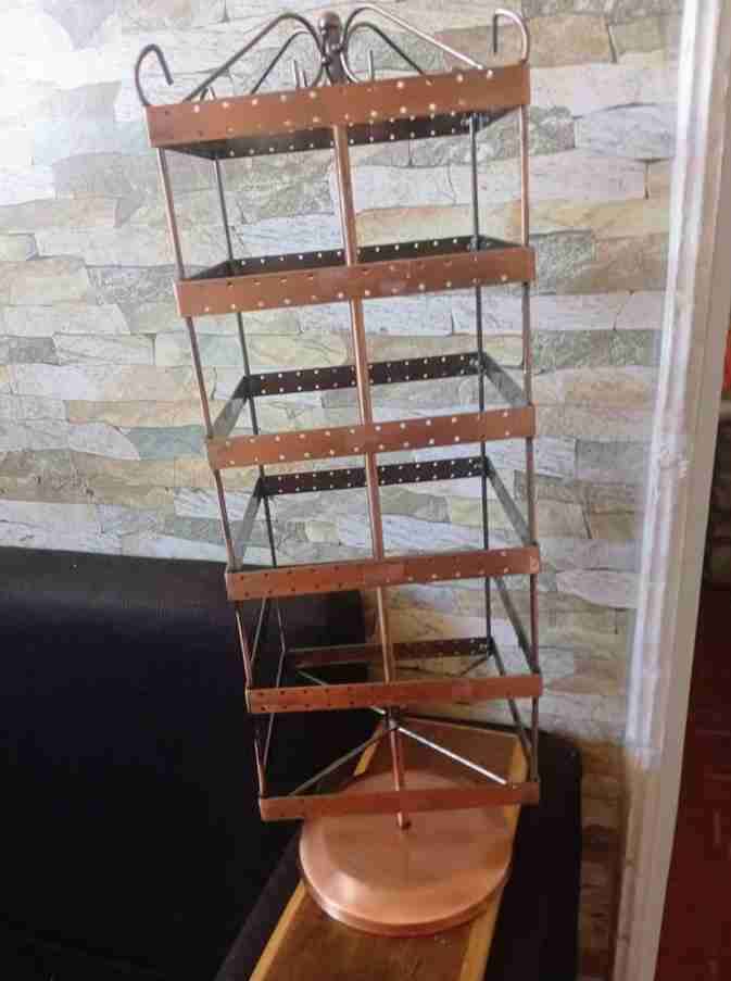 Estante giratorio metálico - miniatura 1