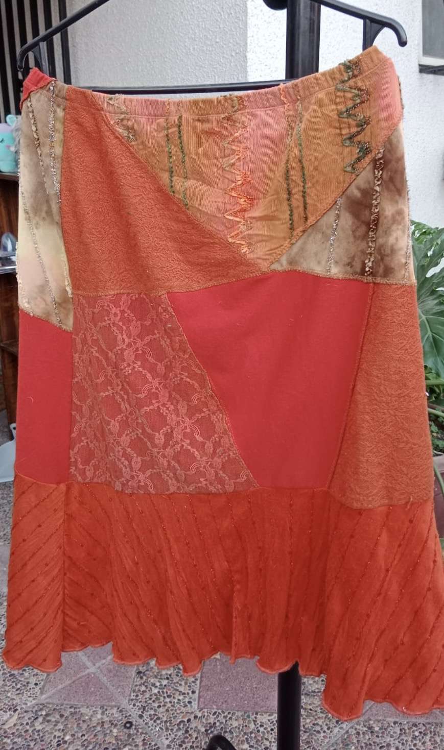 Falda estilo patchwork en tonos naranjas