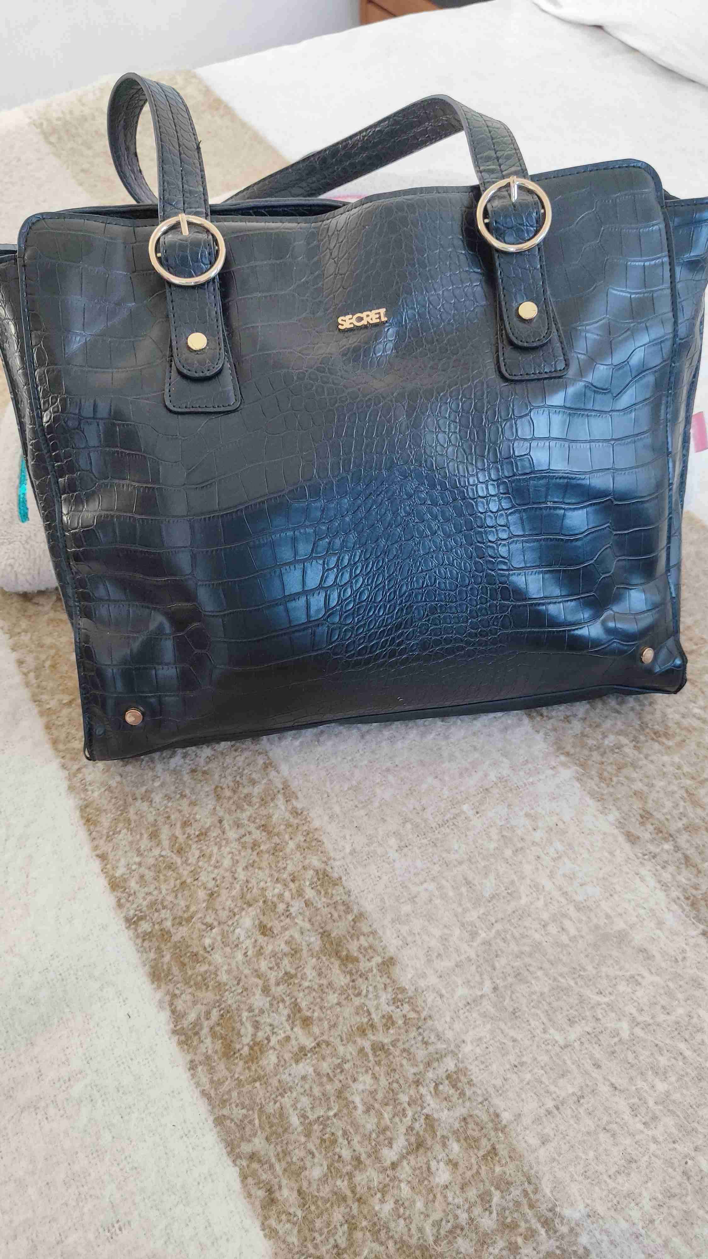 Cartera negra texturizada - 2