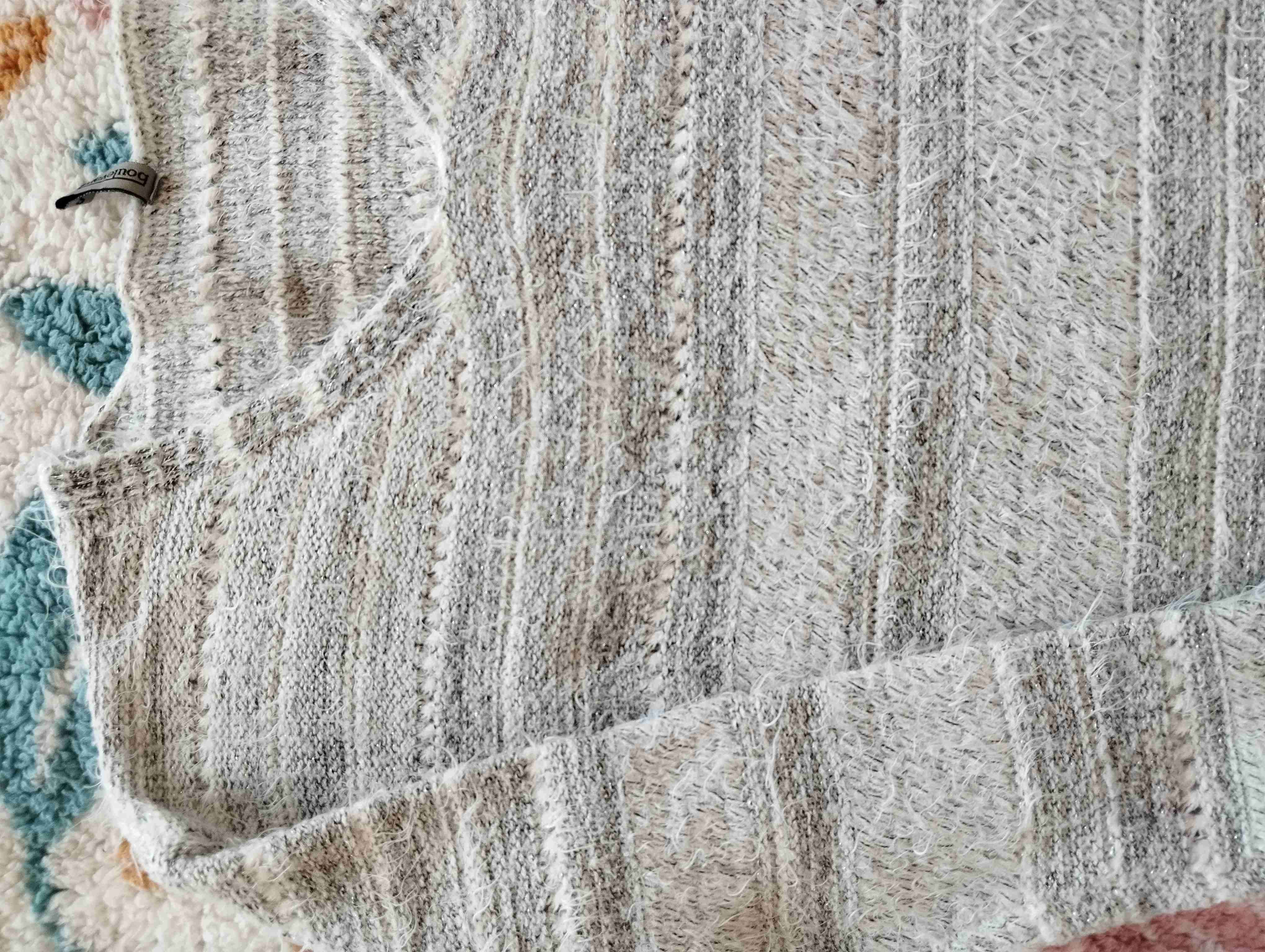 Suéter gris tejido - miniatura 4