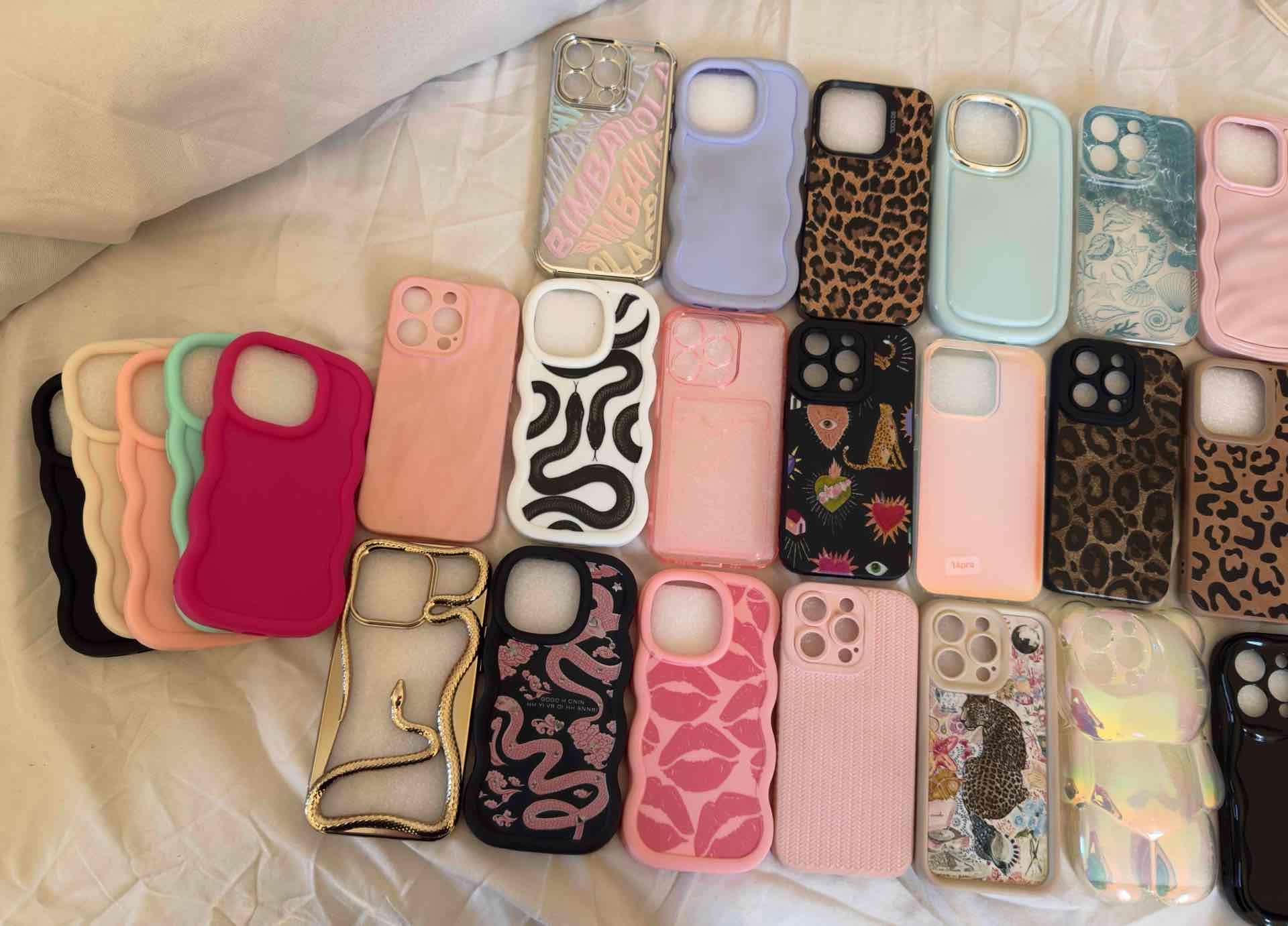 Set de carcazas para iPhone variados - 3