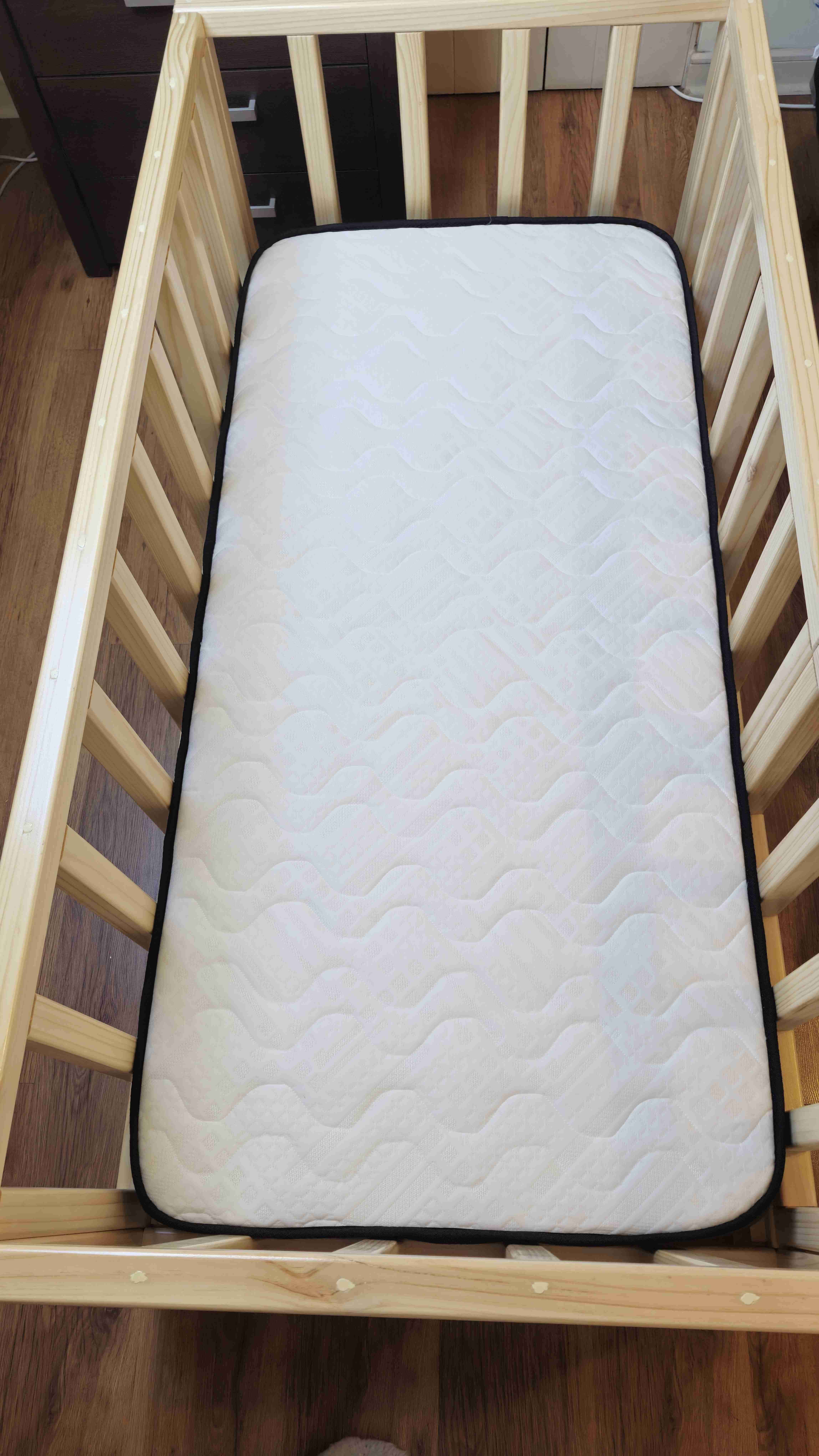 Cuna de madera para bebé - miniatura 2