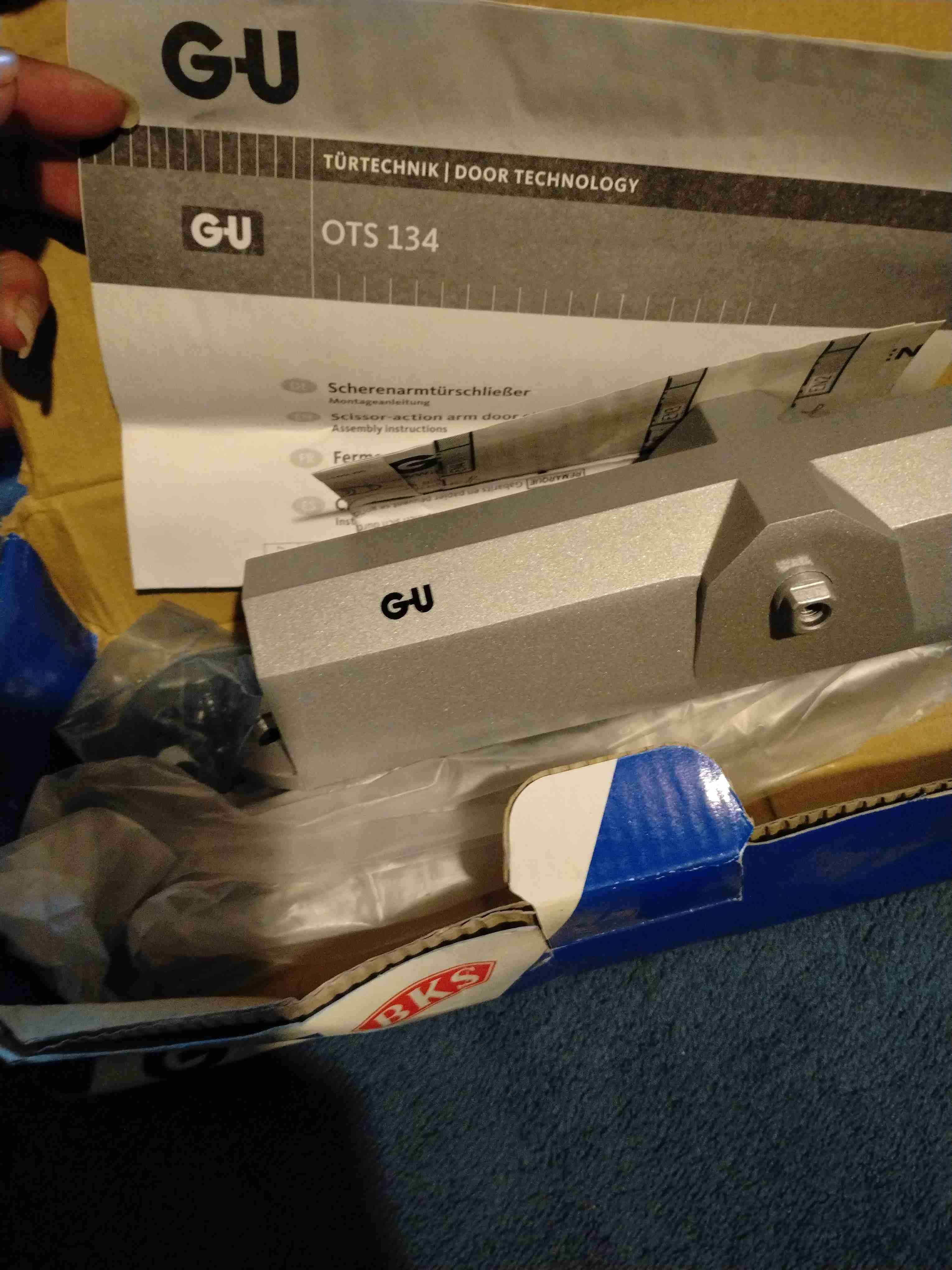 Cierrapuertas GU OTS 134