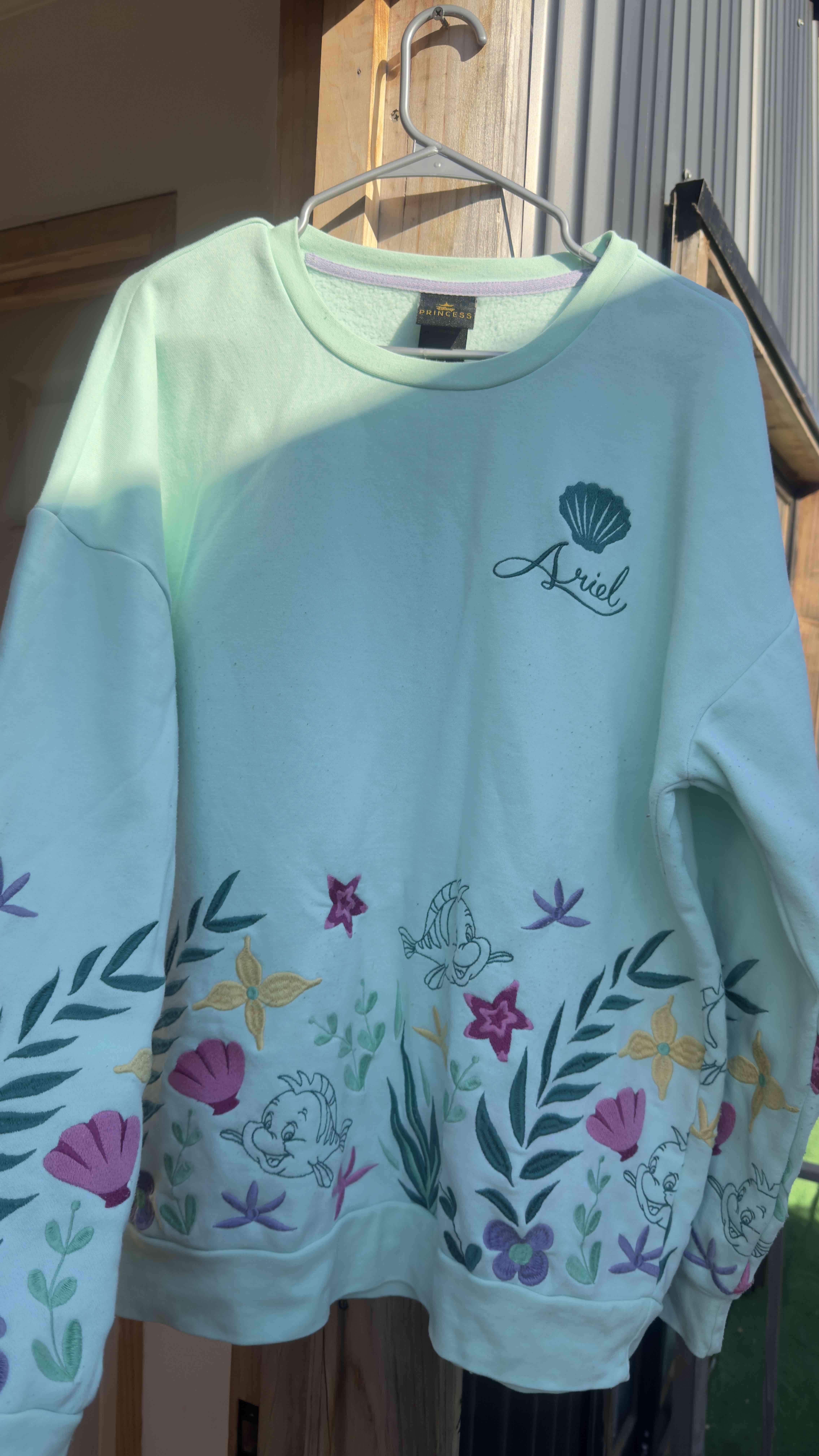 Polerón verde Ariel con estampados - miniatura 3