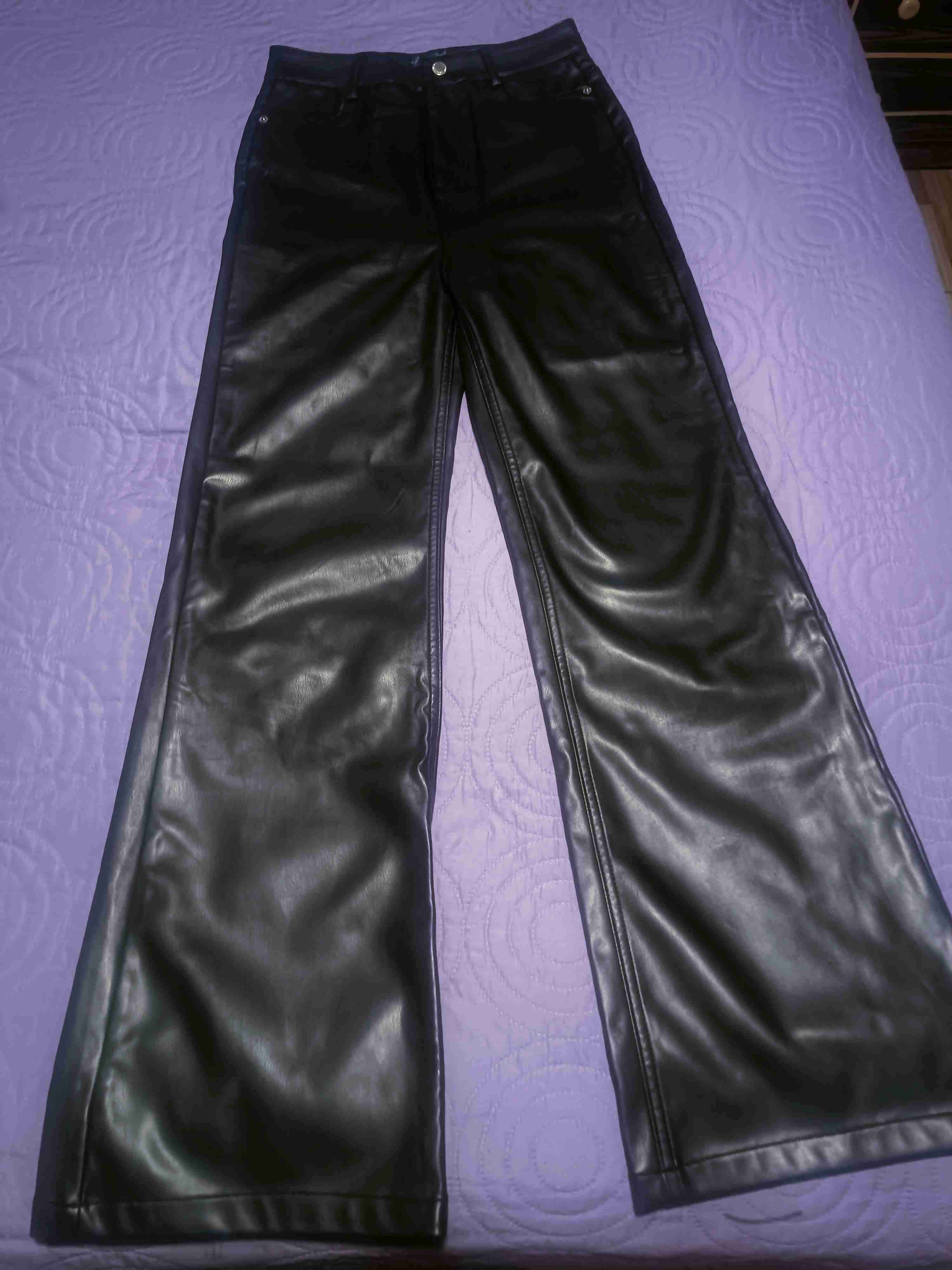 Pantalones de cuero negro - 3