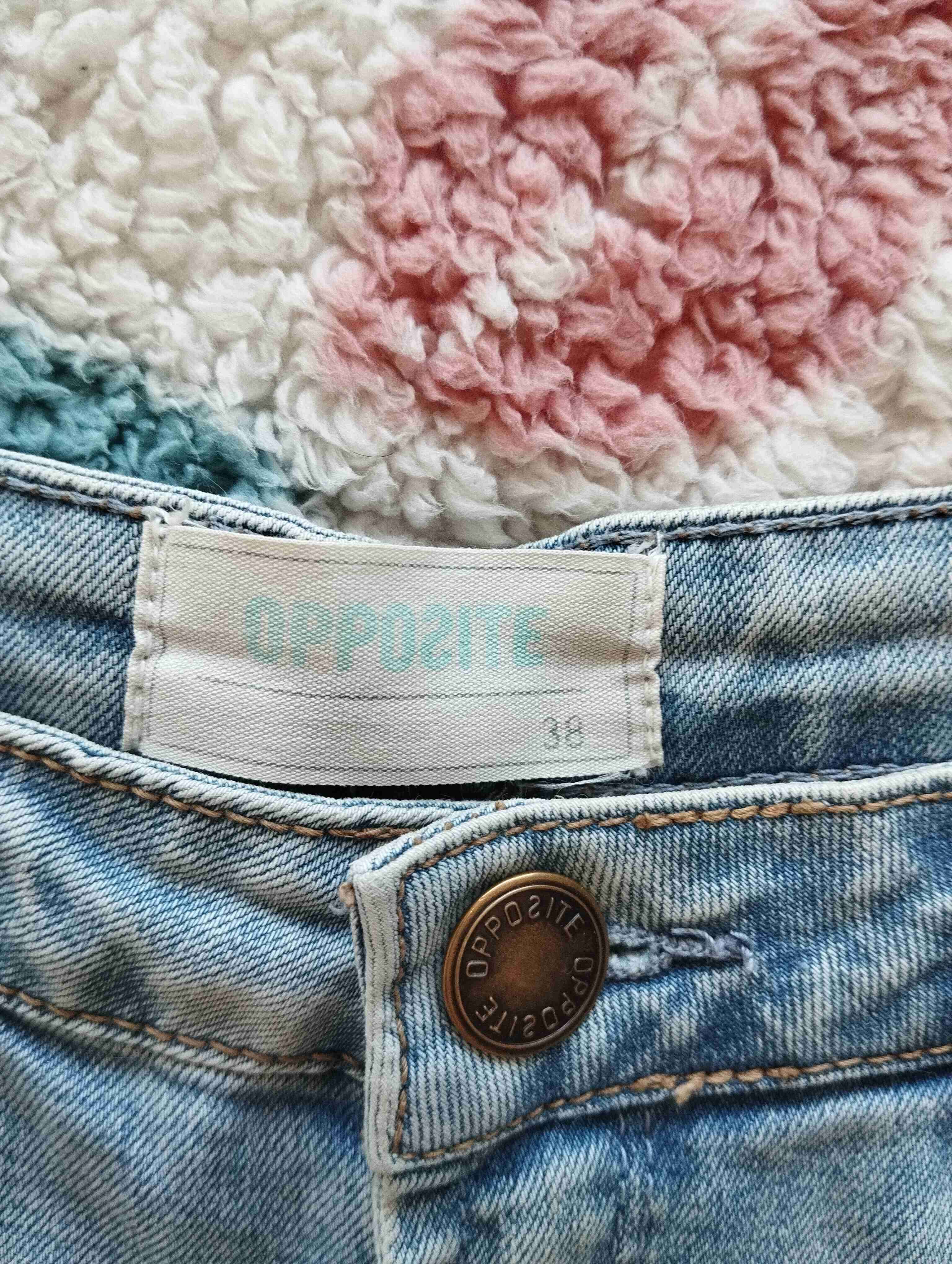 Shorts de mezclilla con bordado - miniatura 4