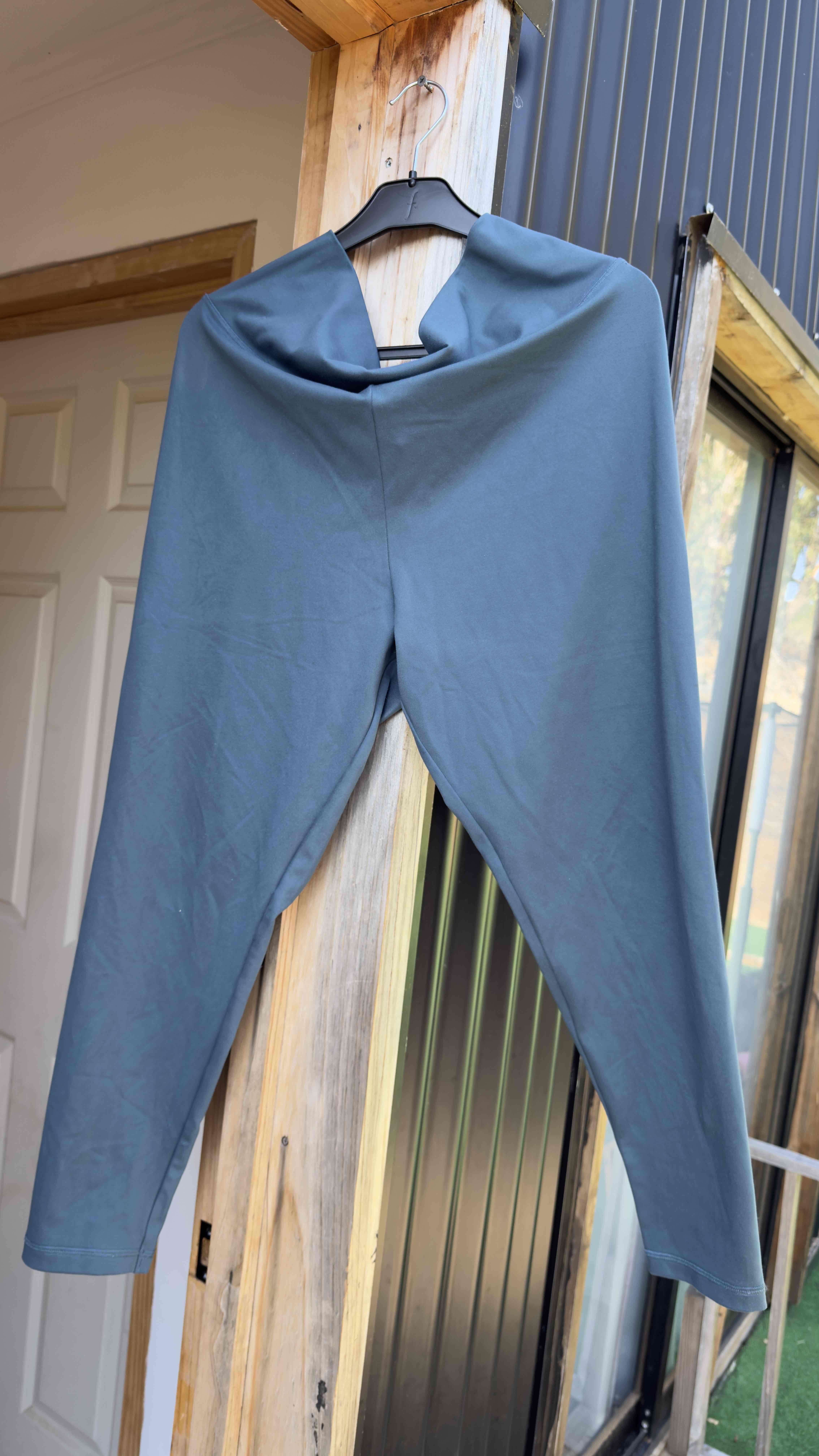 Calza deportiva azul oscuro - 2