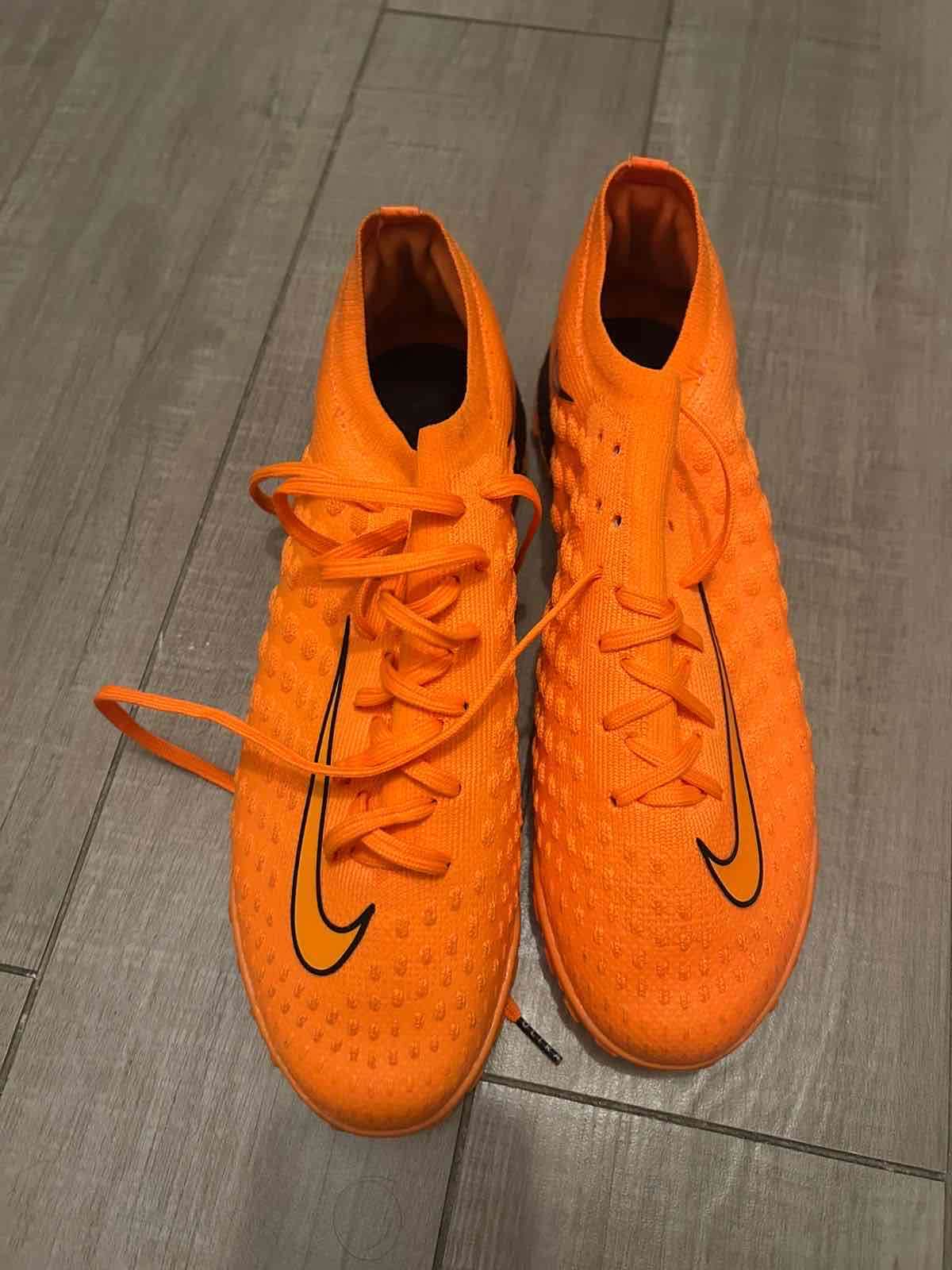 Zapatillas Nike naranjas - 2