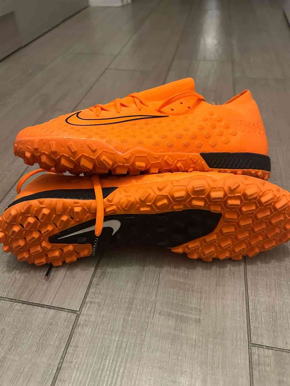 Zapatillas Nike naranjas - 4