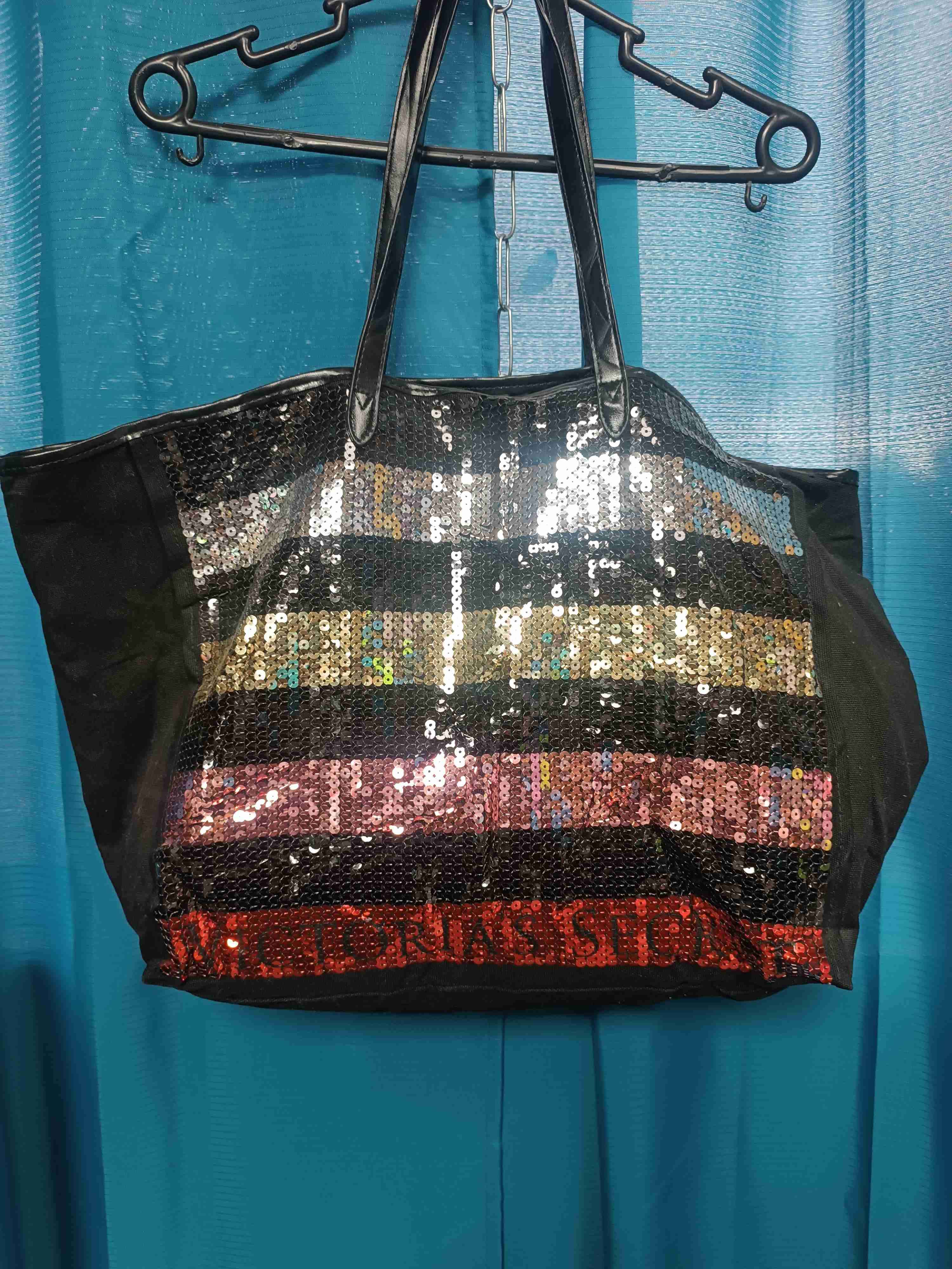 Bolso rojo Victoria's Secret - 5